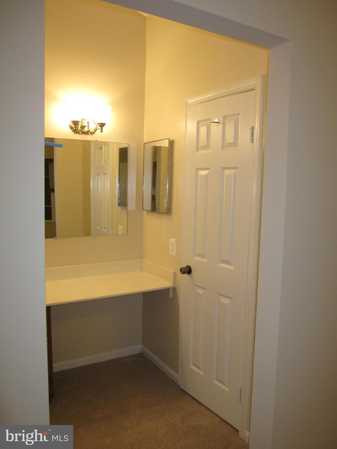 HUNTER VILLAGE - Residential Lease