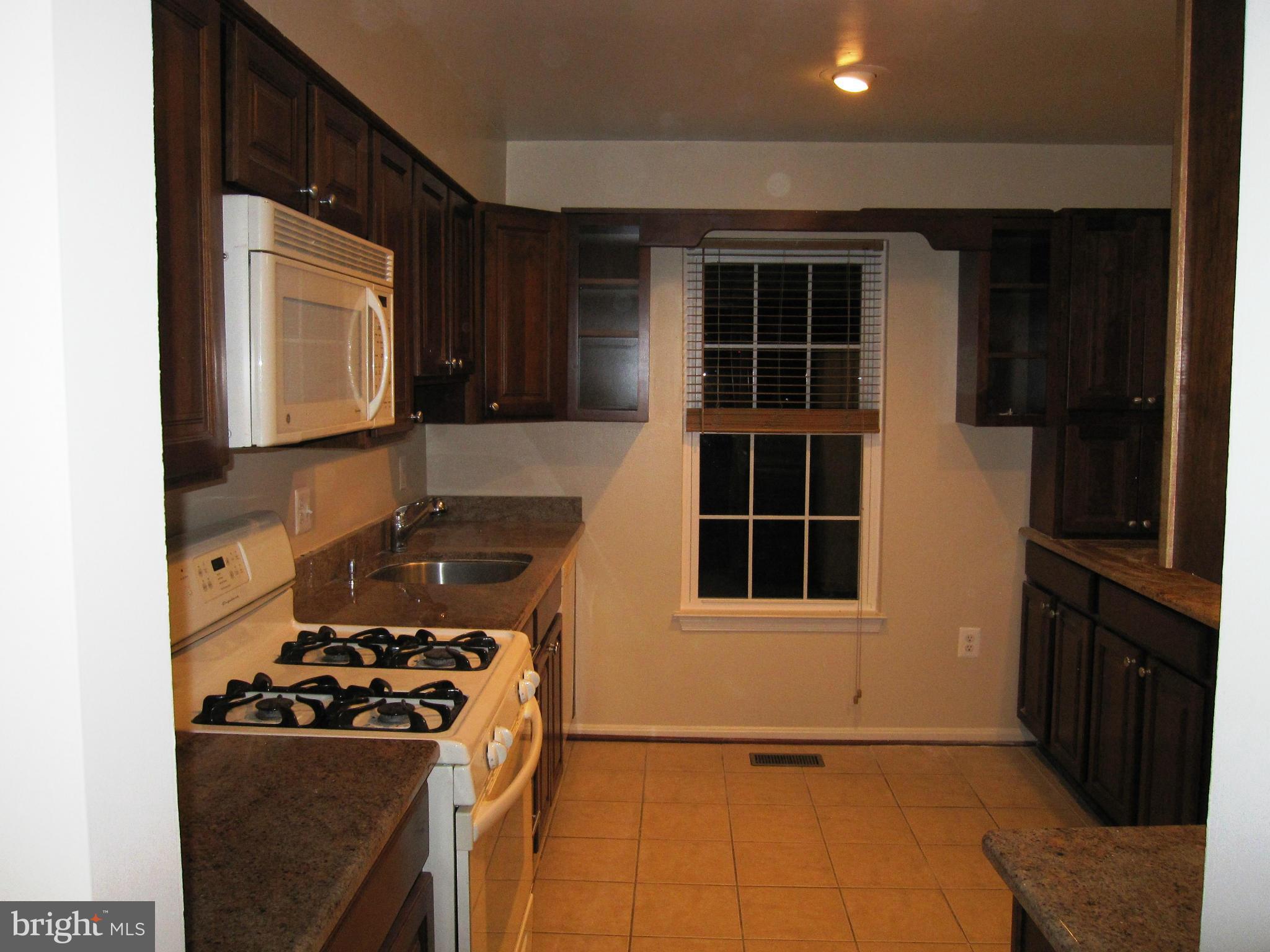 HUNTER VILLAGE - Residential Lease