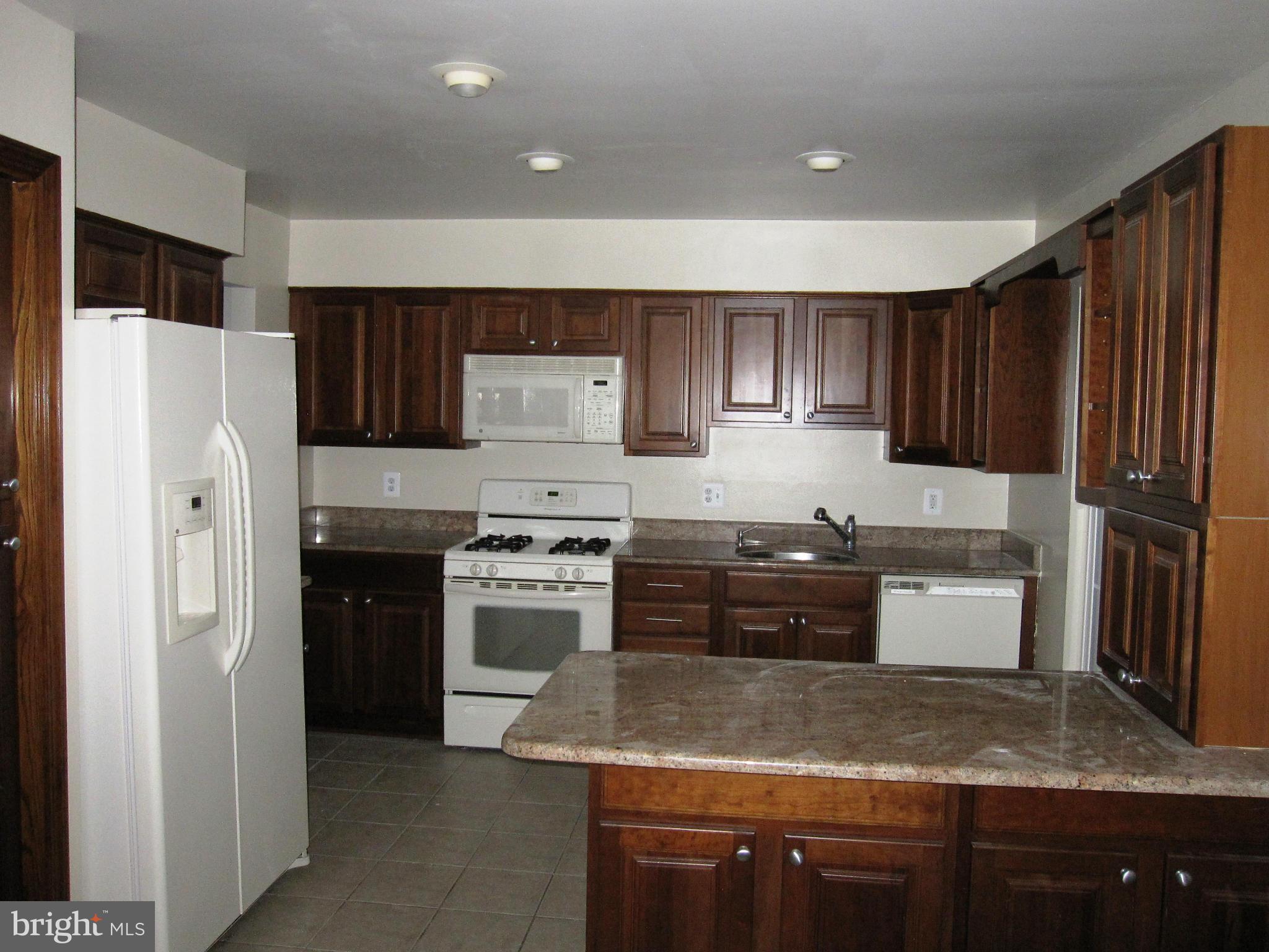 HUNTER VILLAGE - Residential Lease