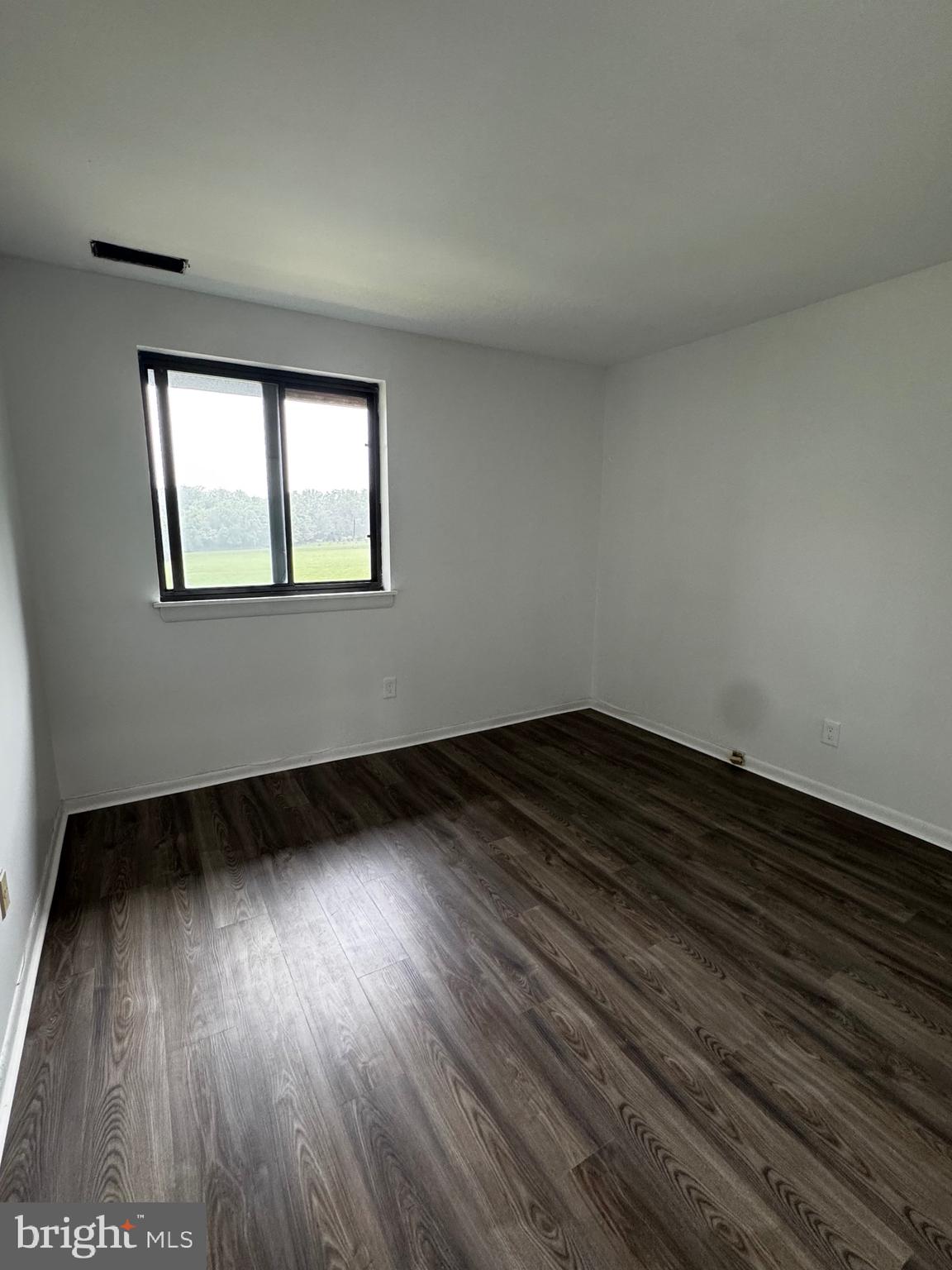 TREOVER CONDOMINIUM - Residential Lease