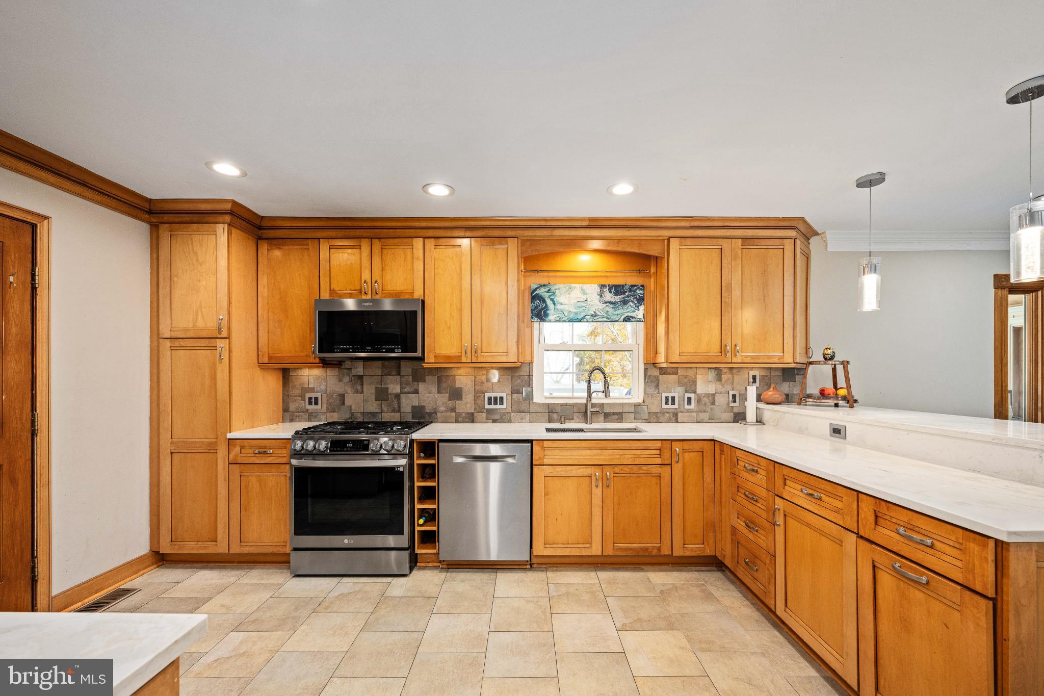 EXETER HILLS - Residential