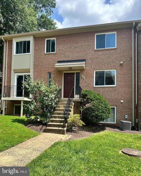 6774 PERRY PENNEY DRIVE ANNANDALE VA 22003
