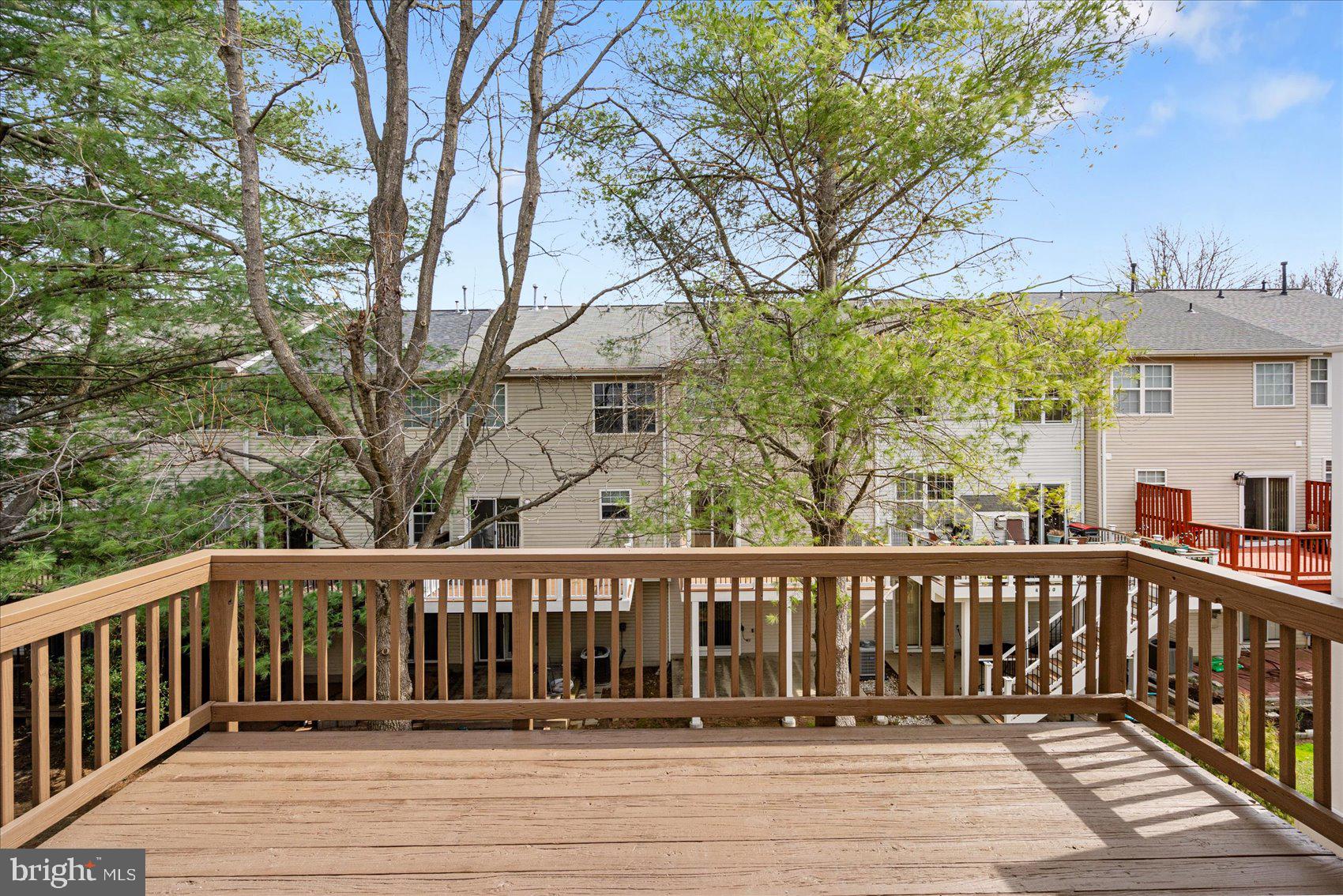 MDG CORPORATE CENTER - Residential