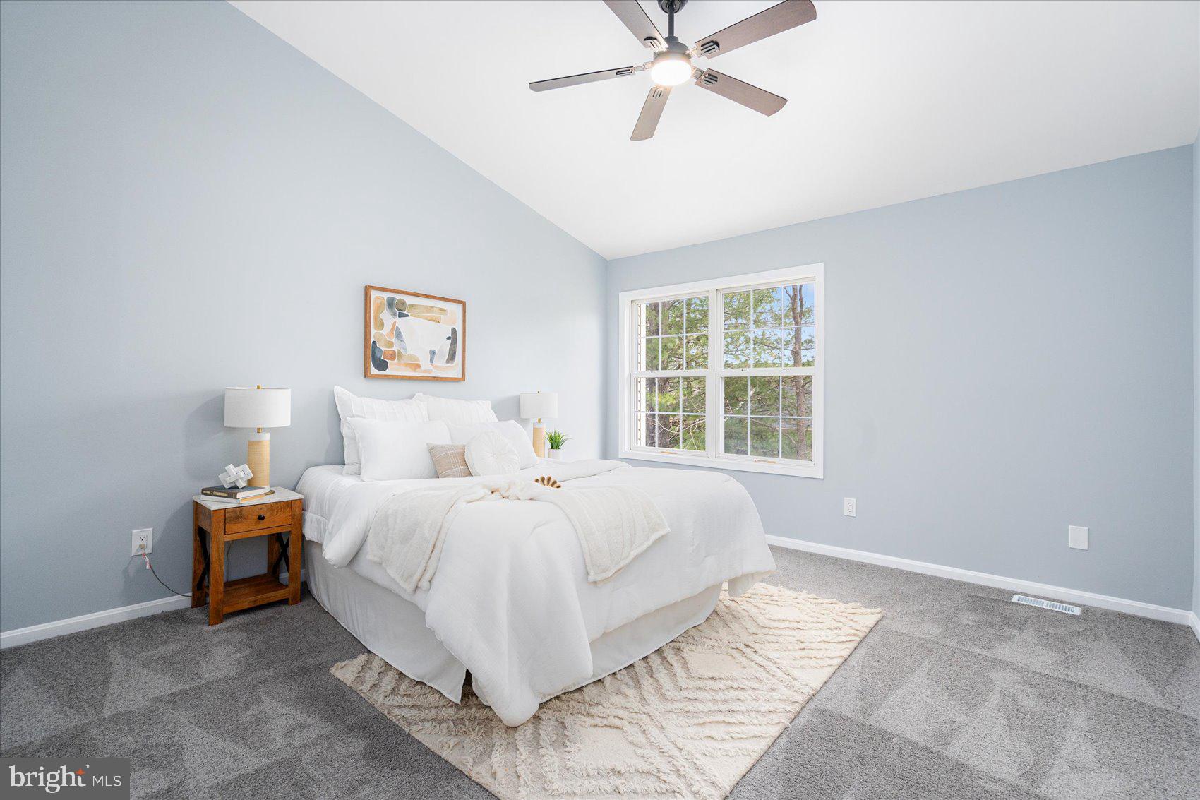 MDG CORPORATE CENTER - Residential