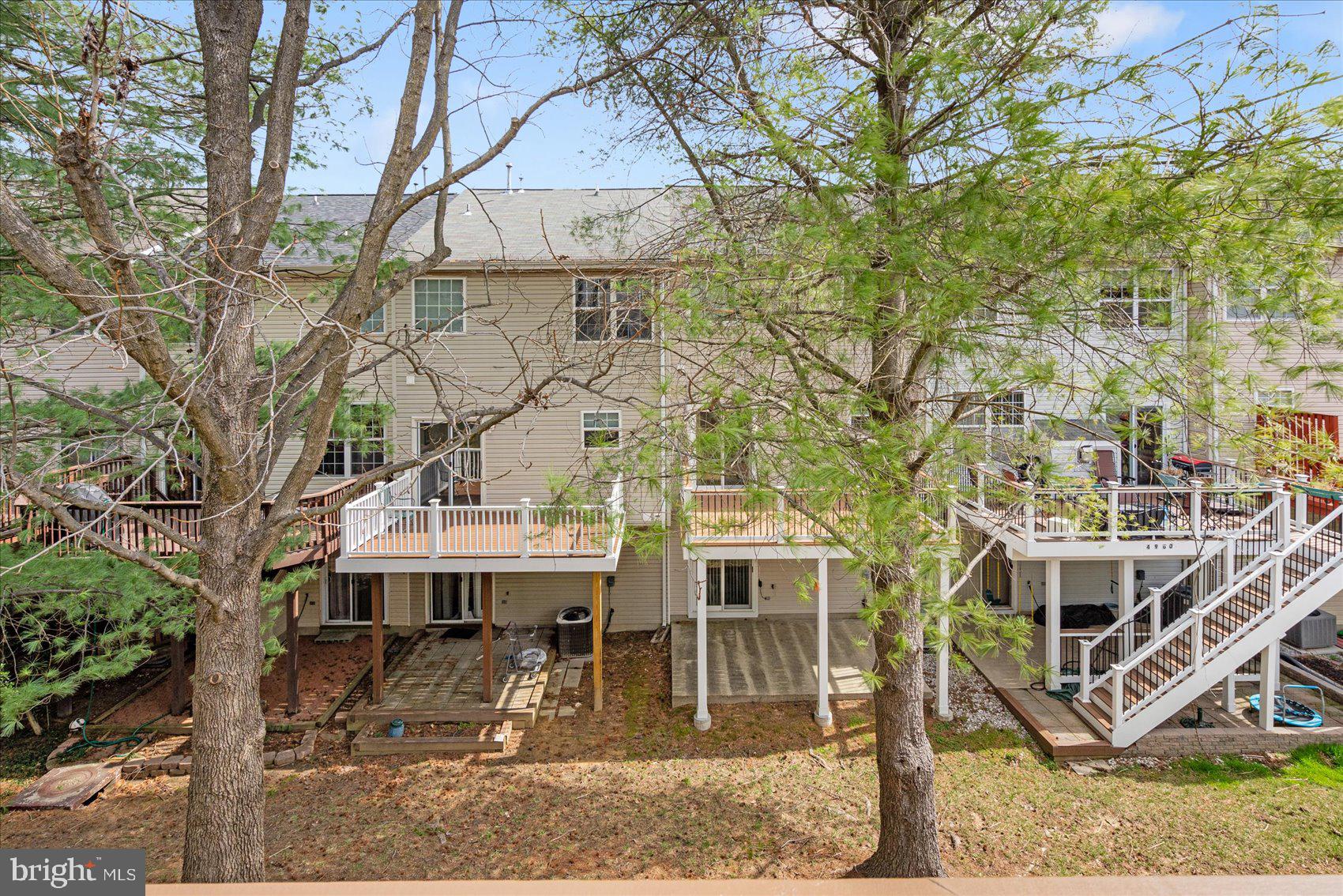 MDG CORPORATE CENTER - Residential