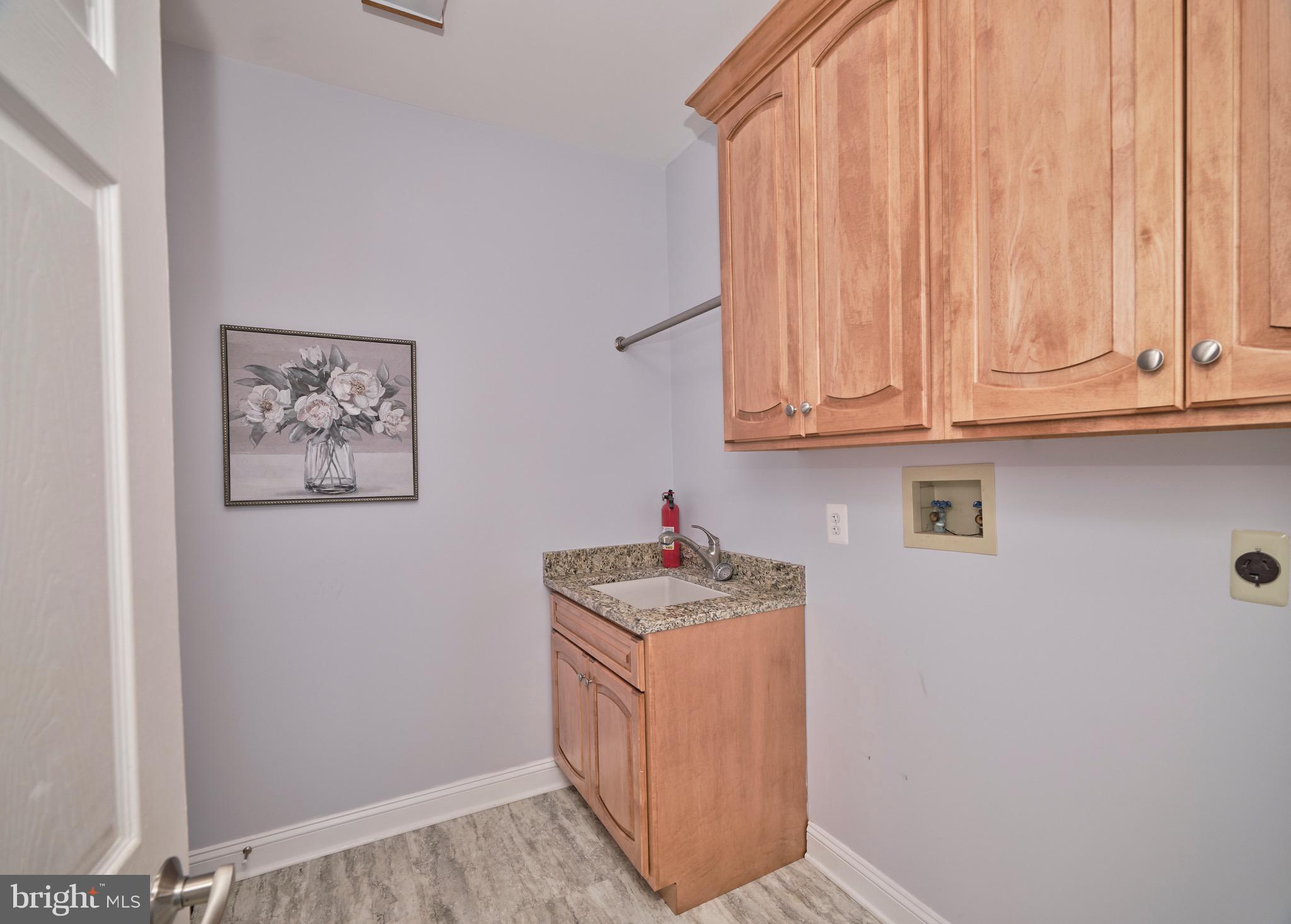 COUNTRY RIDGE - Residential