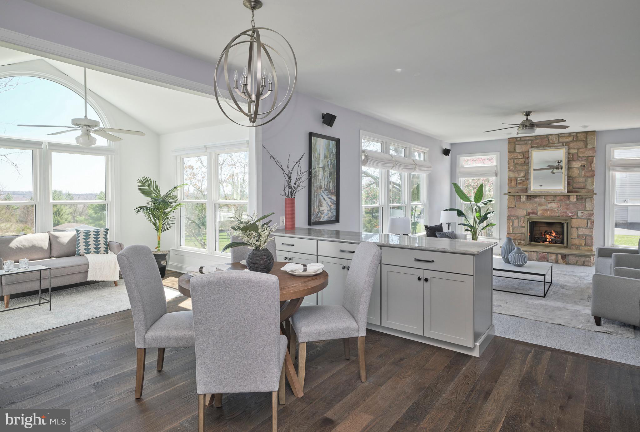 COUNTRY RIDGE - Residential