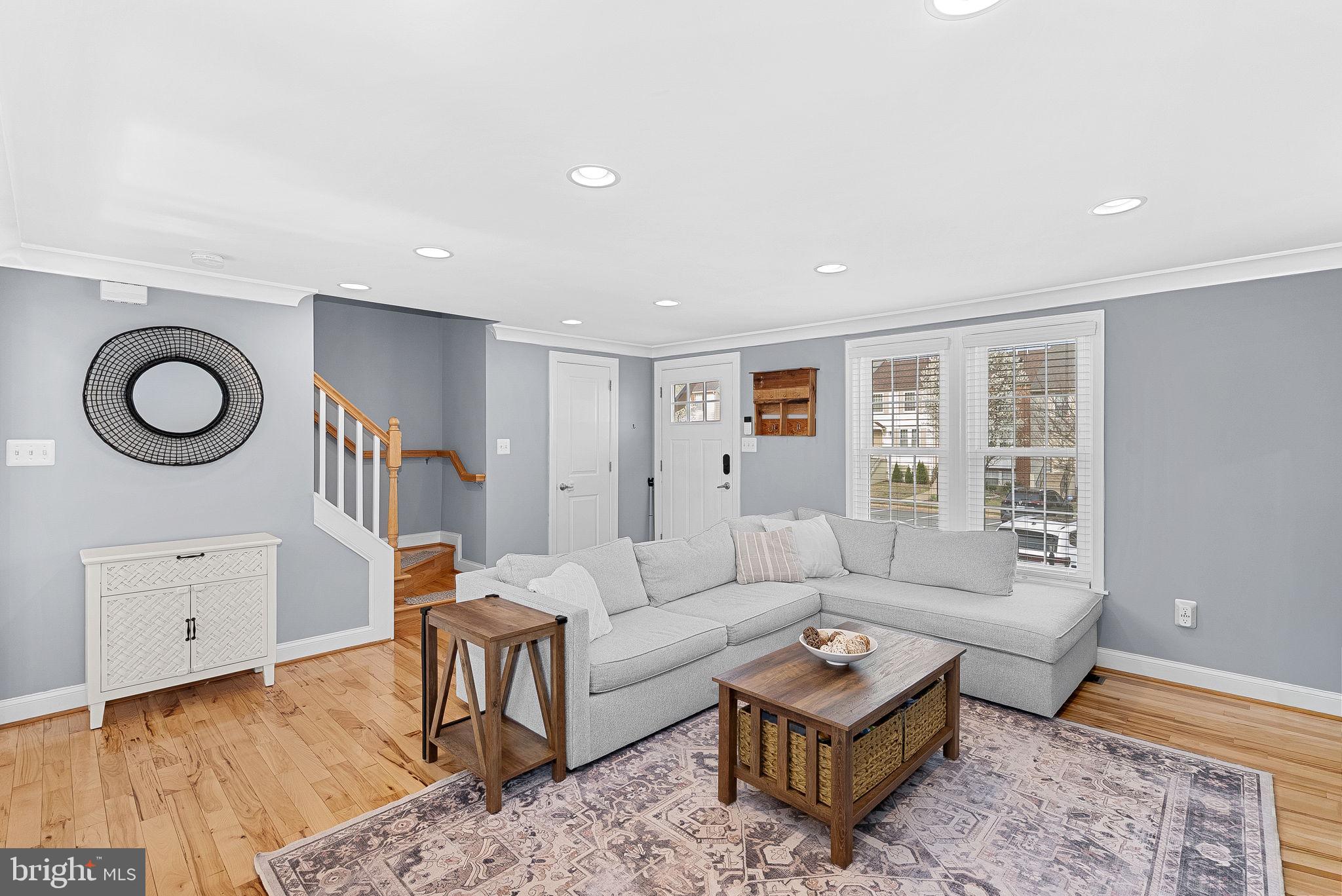 ASHBURN VILLAGE - Residential