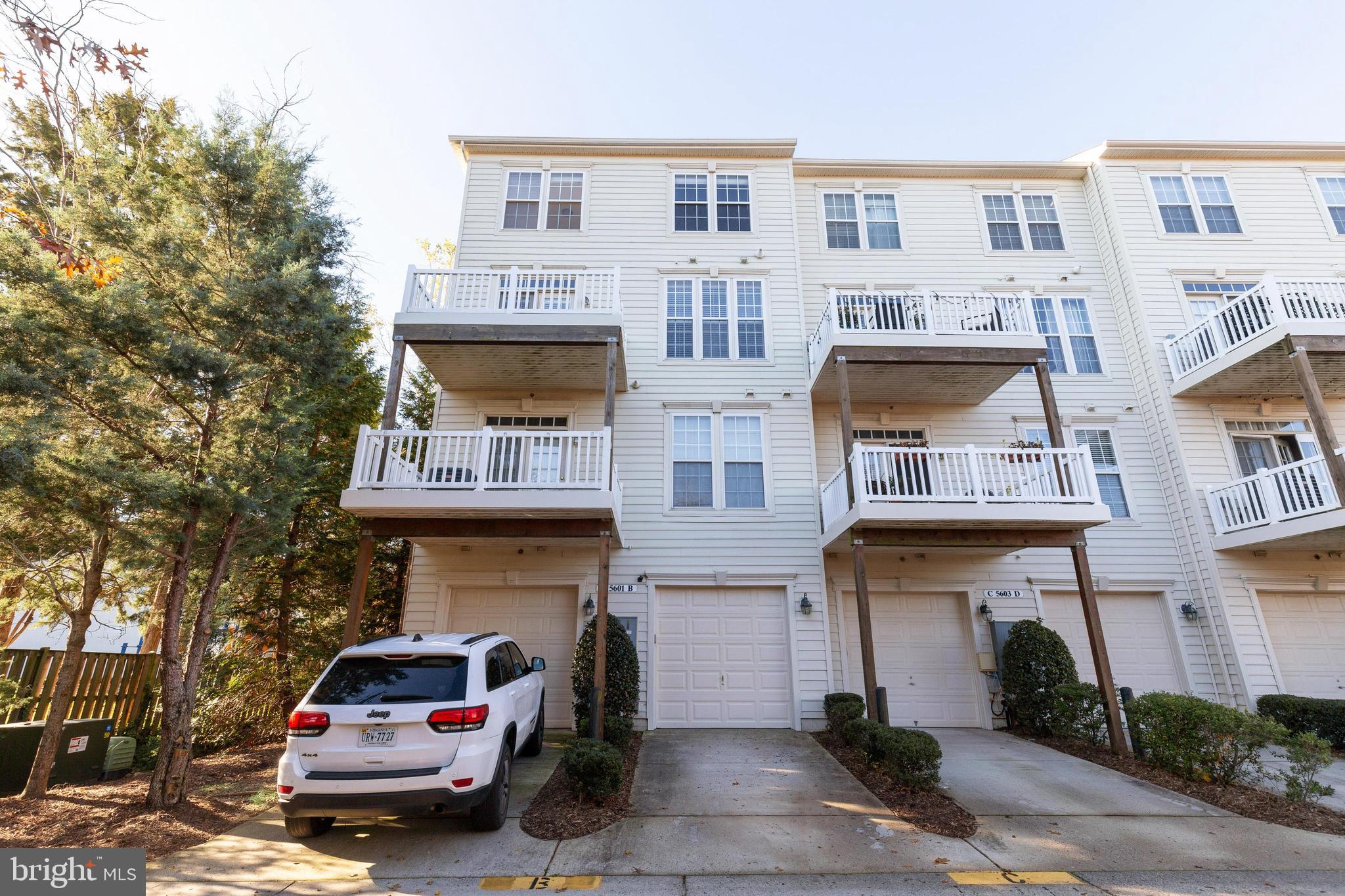 SULLIVAN PLACE - Residential Lease