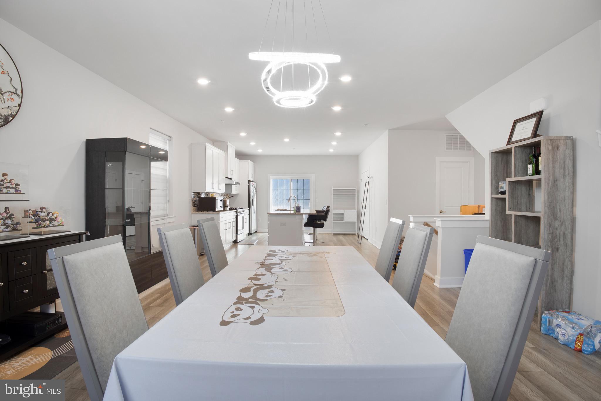 WATERSIDE - Residential