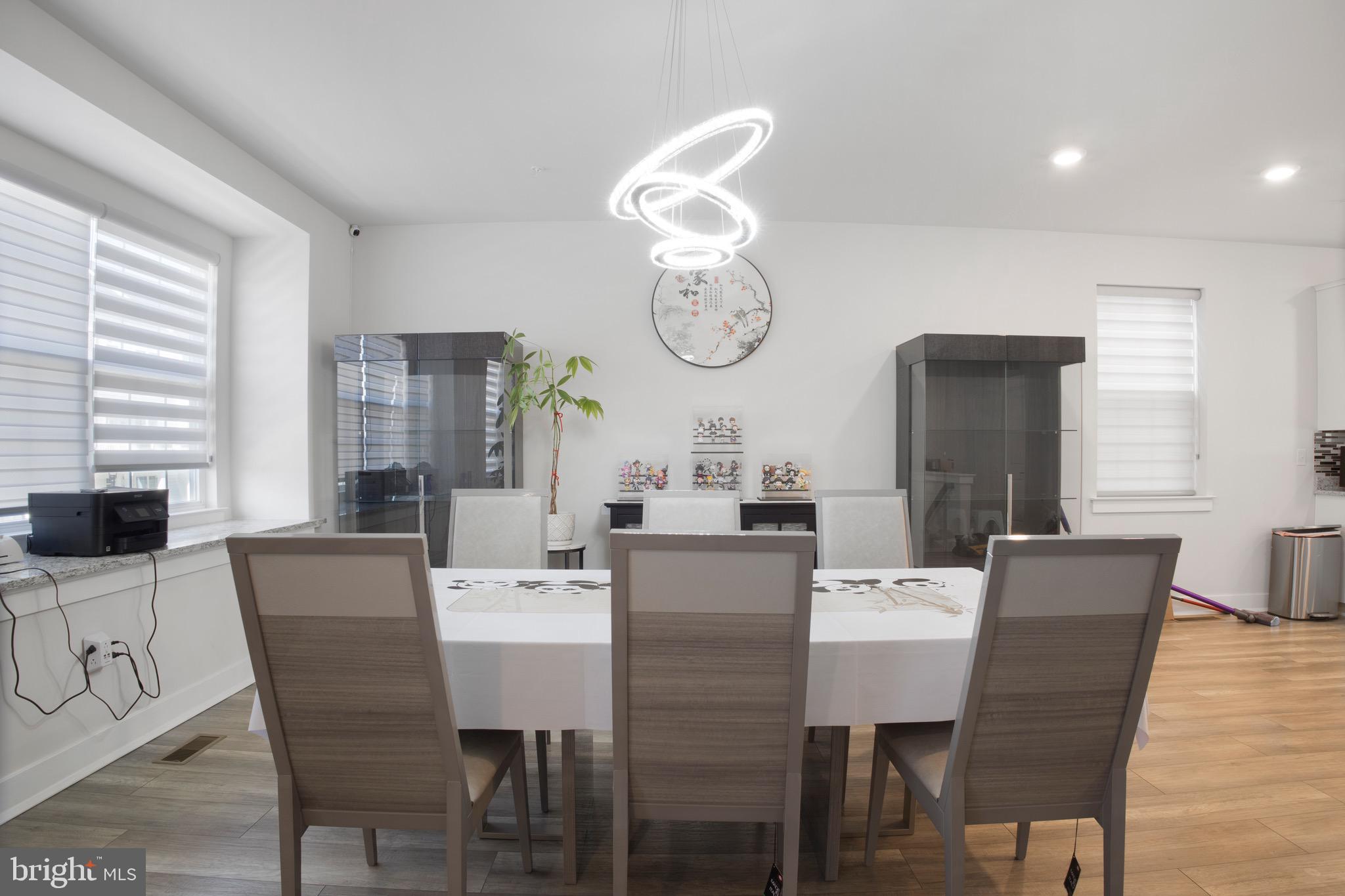 WATERSIDE - Residential