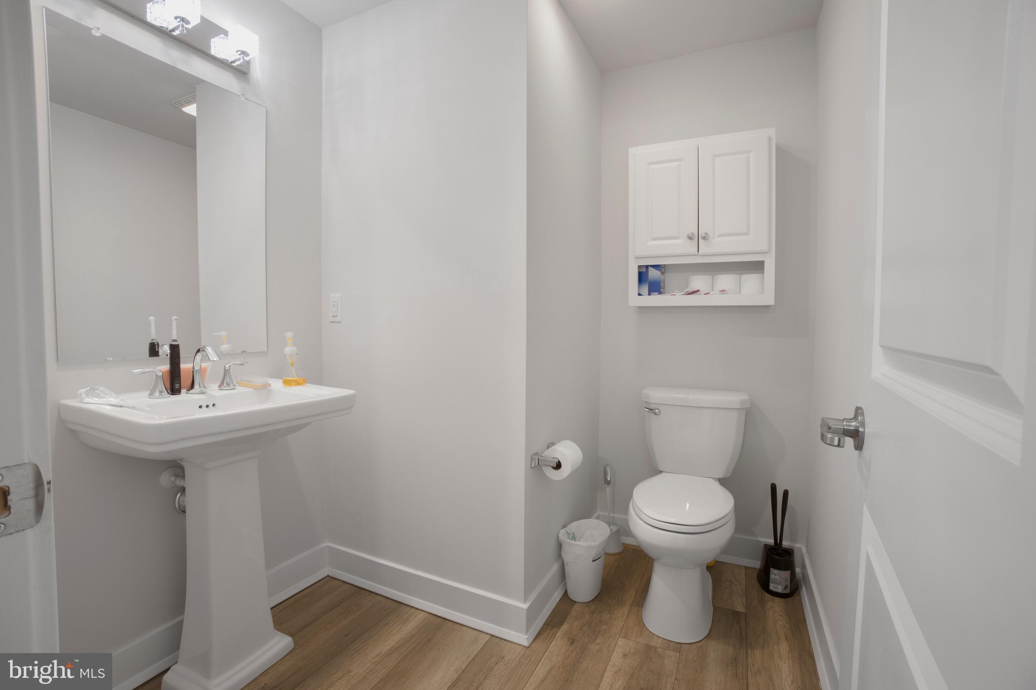 WATERSIDE - Residential