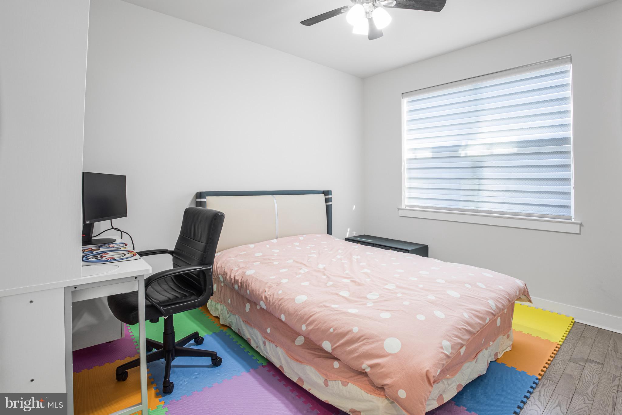 WATERSIDE - Residential