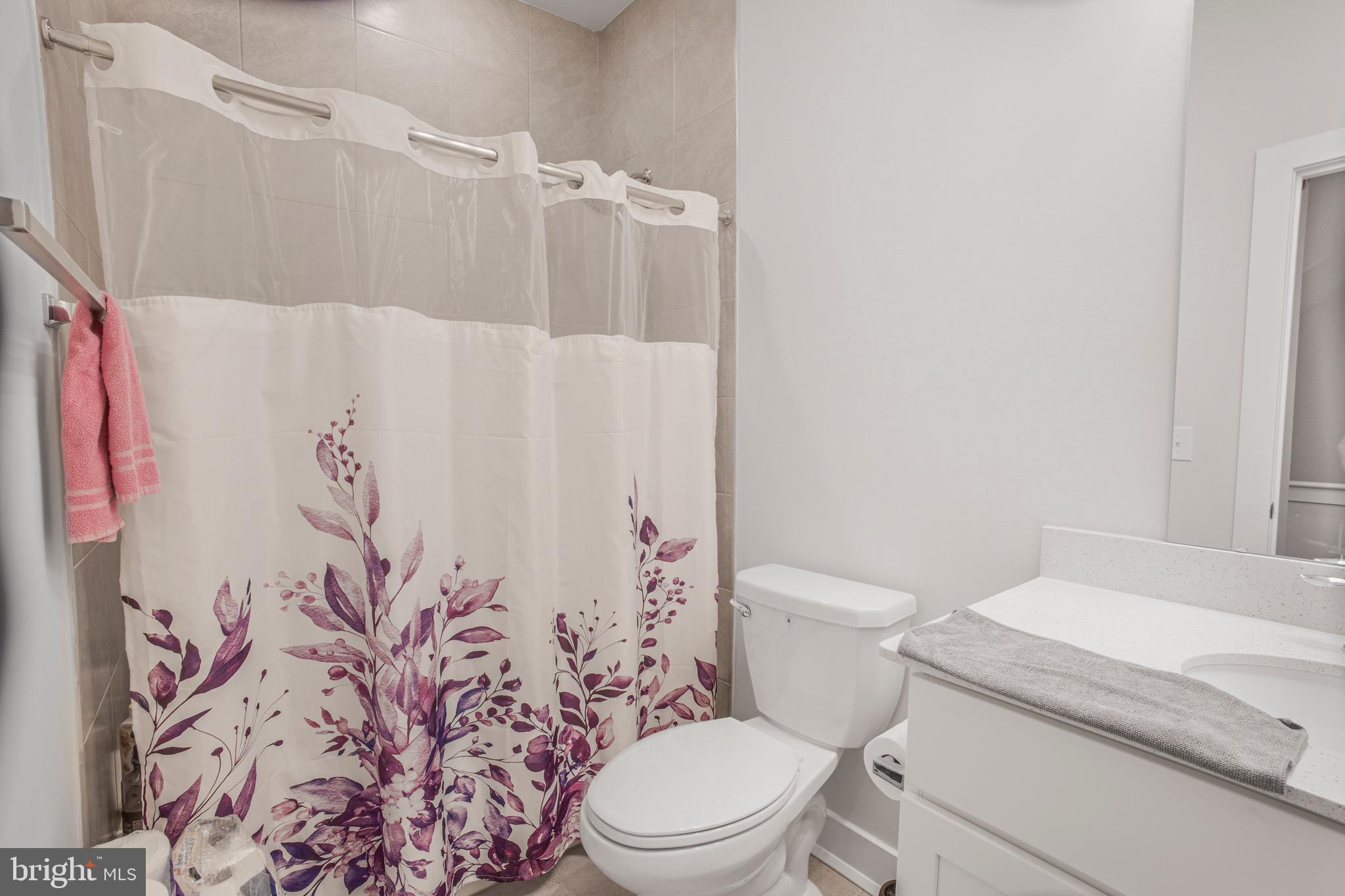 WATERSIDE - Residential