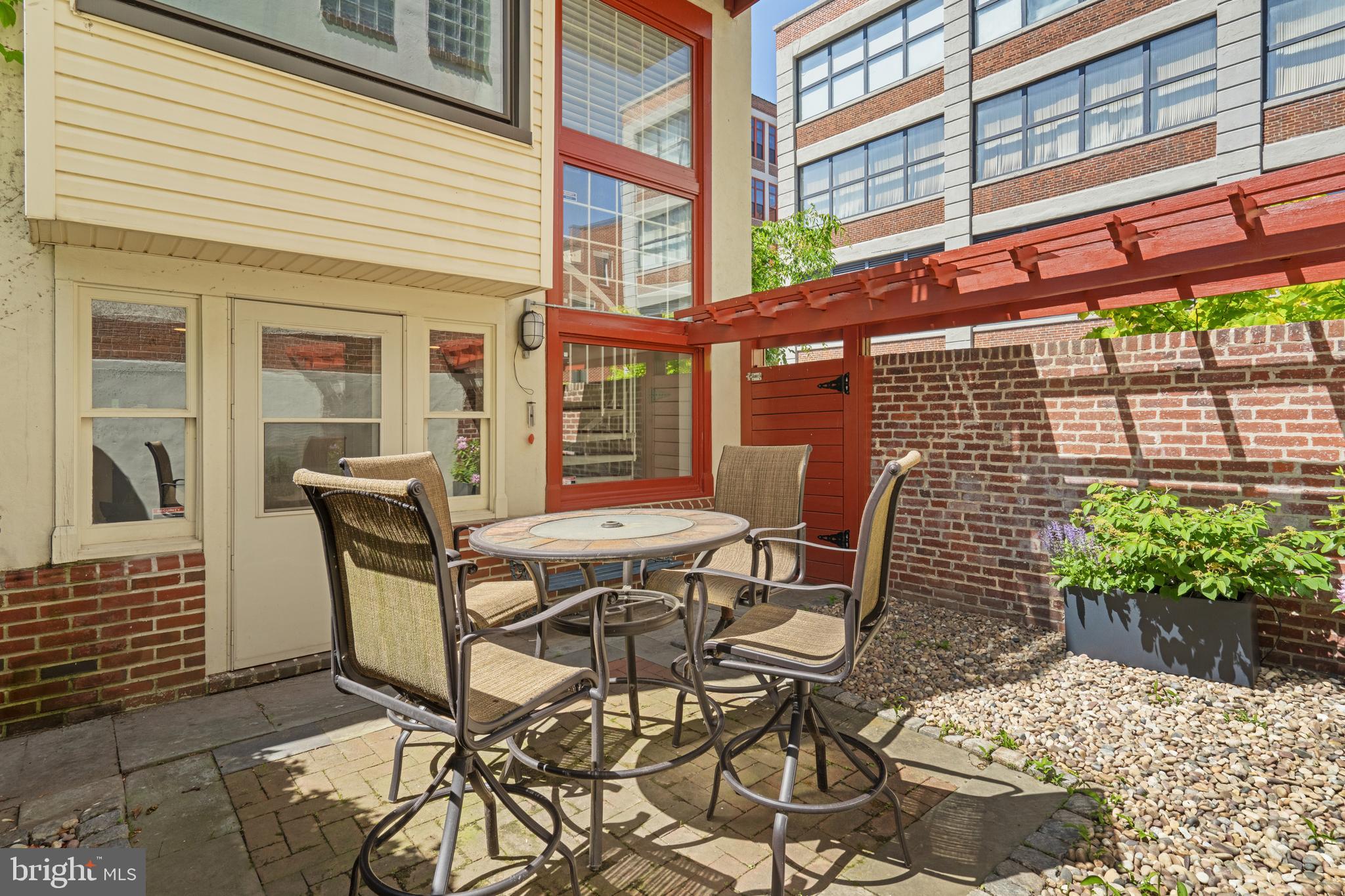 FITLER SQUARE - Residential