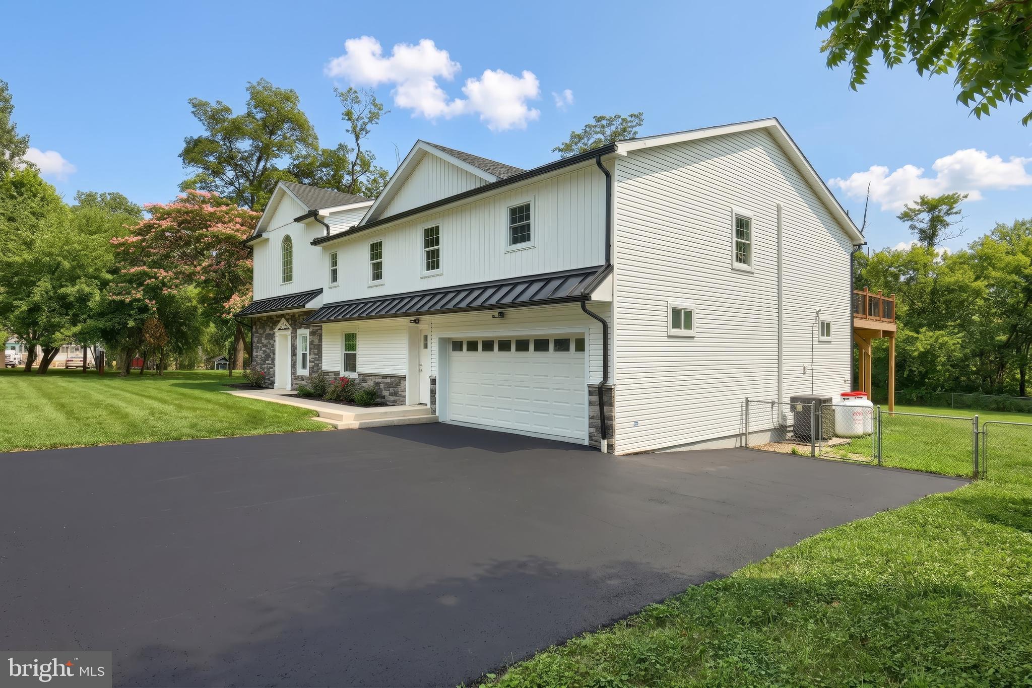 481 SAMPLE BRIDGE ROAD