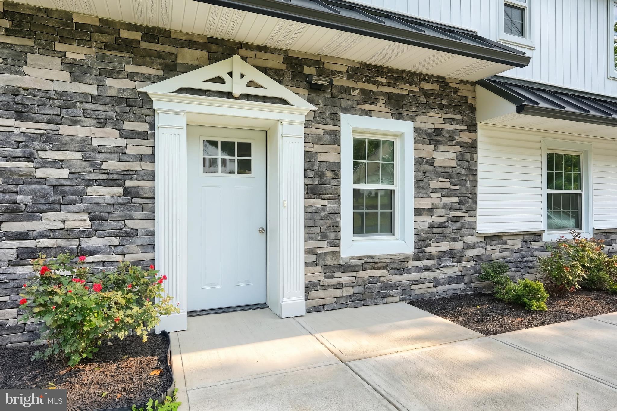 481 SAMPLE BRIDGE ROAD