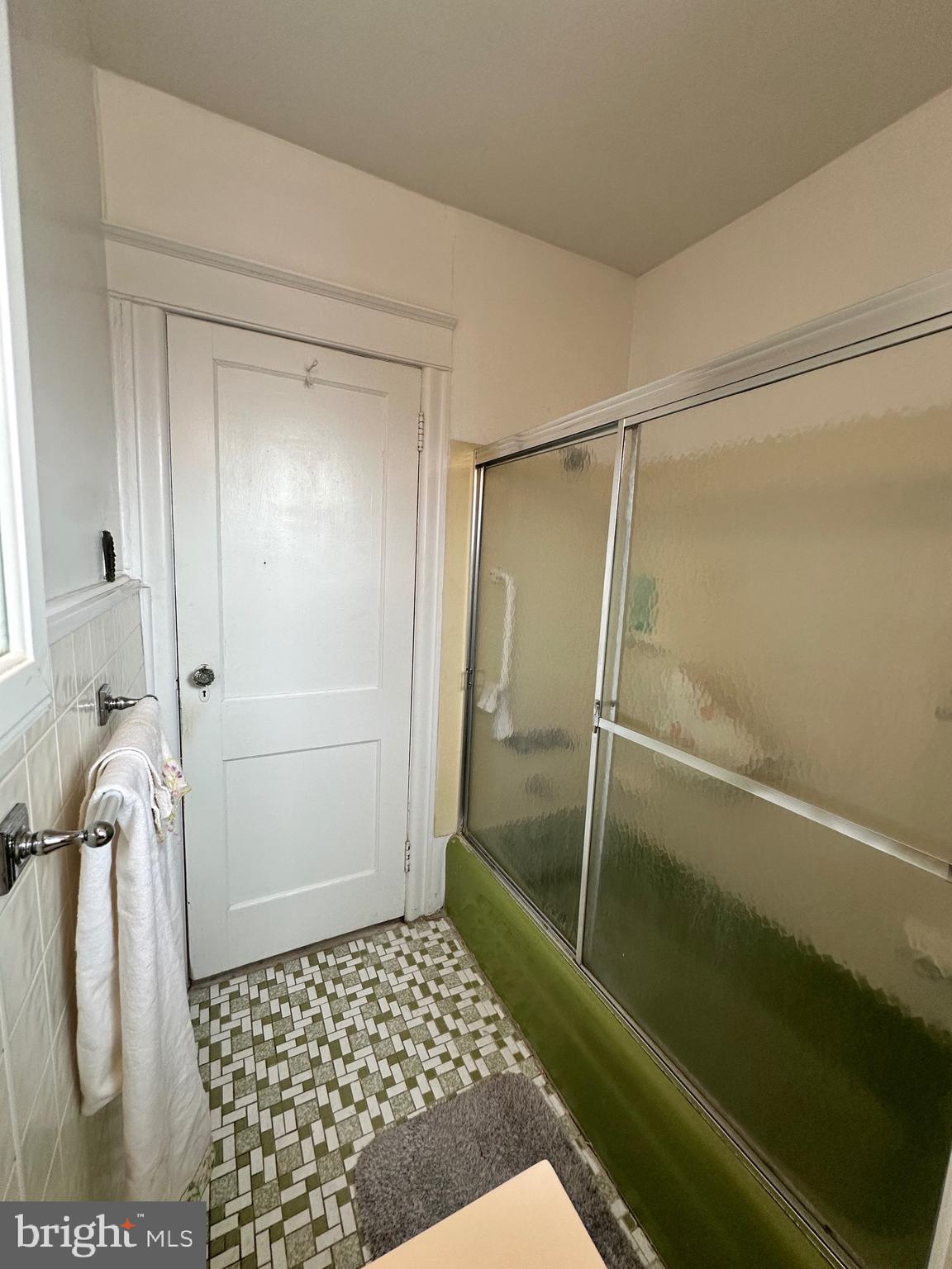 MAYFAIR - Residential