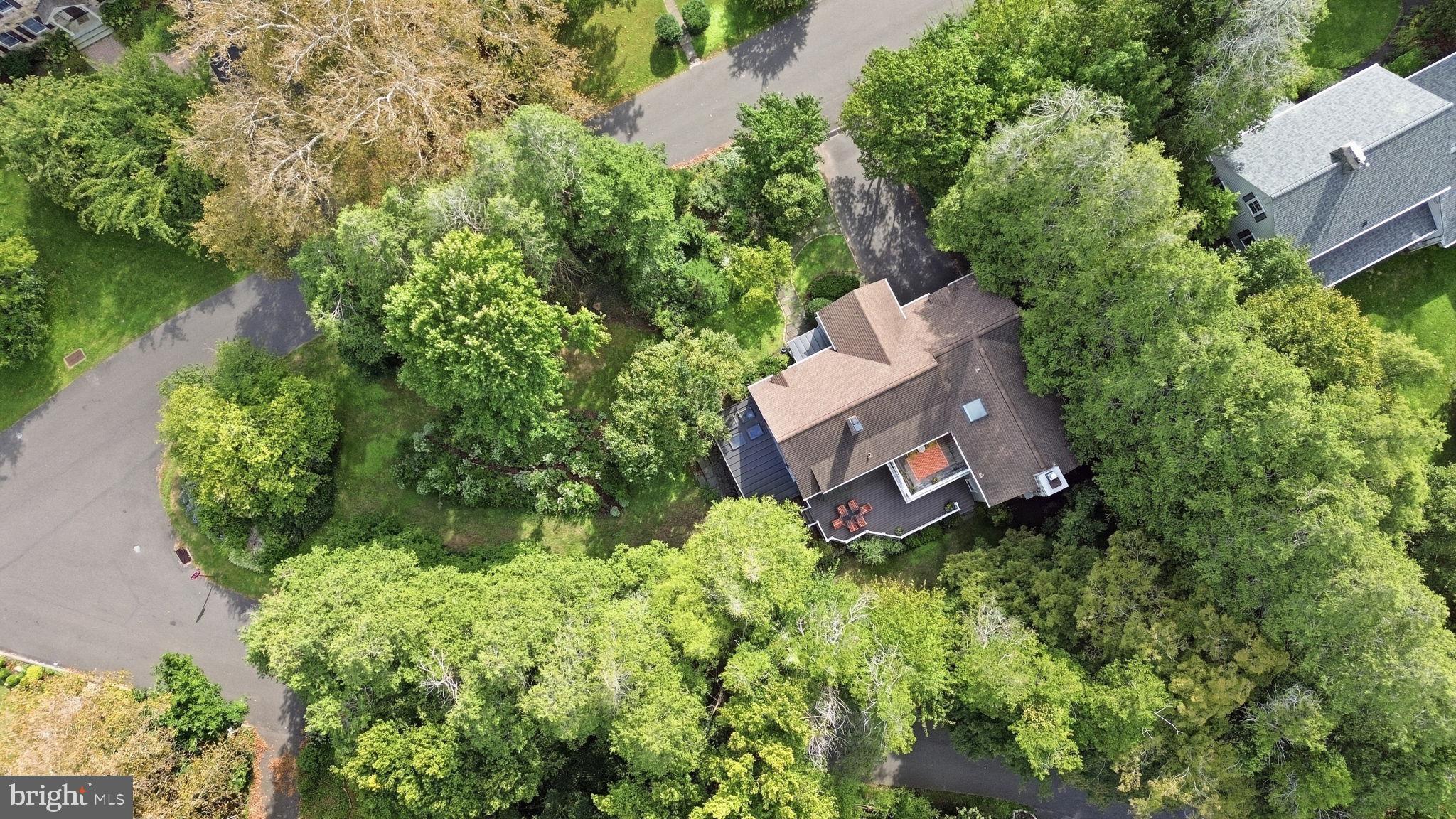 1204 EVERGREEN ROAD