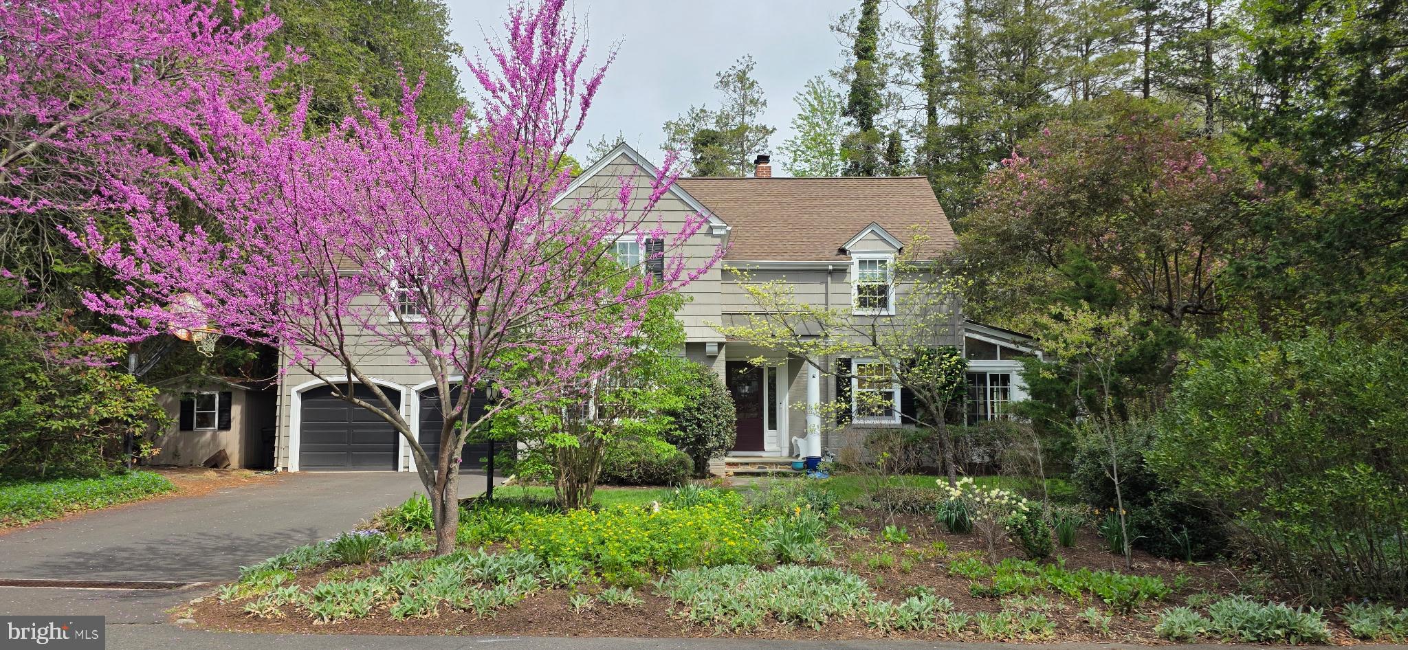 1204 EVERGREEN ROAD