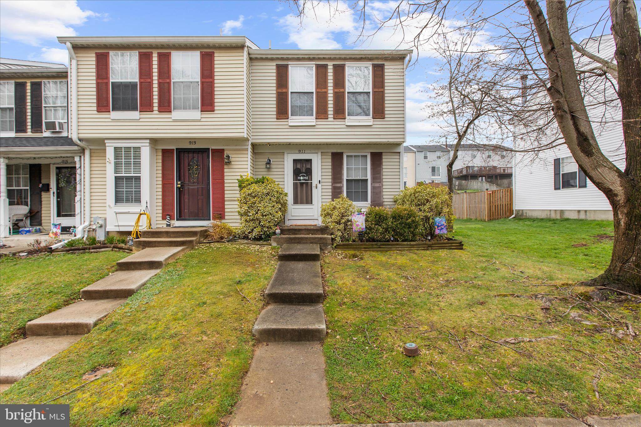 WOODBRIDGE CENTER - Residential