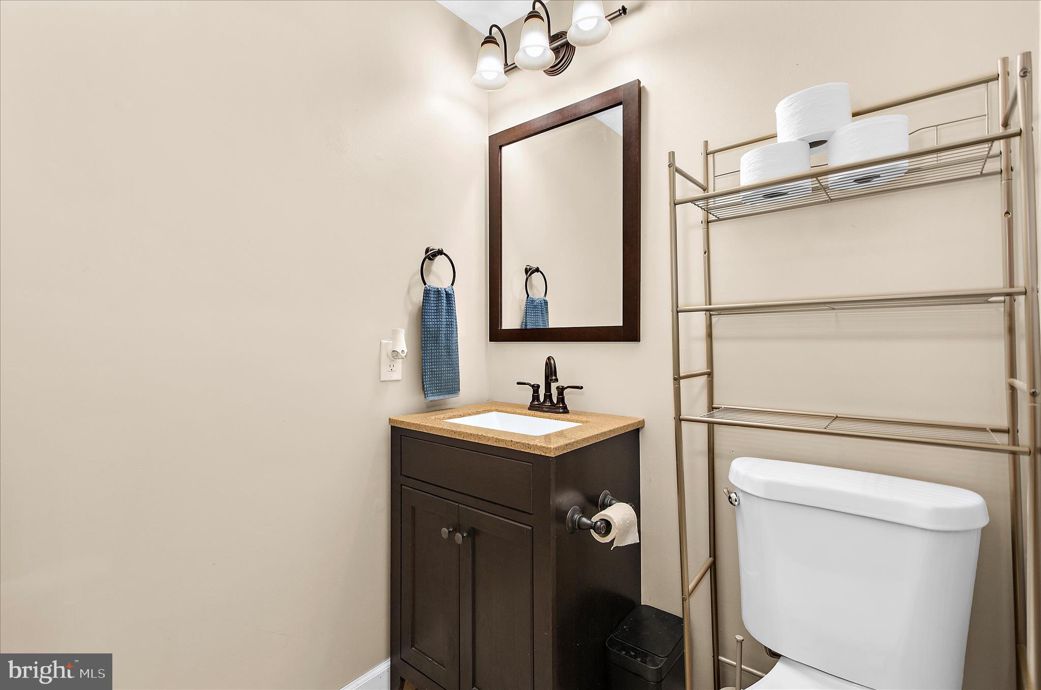 WOODBRIDGE CENTER - Residential