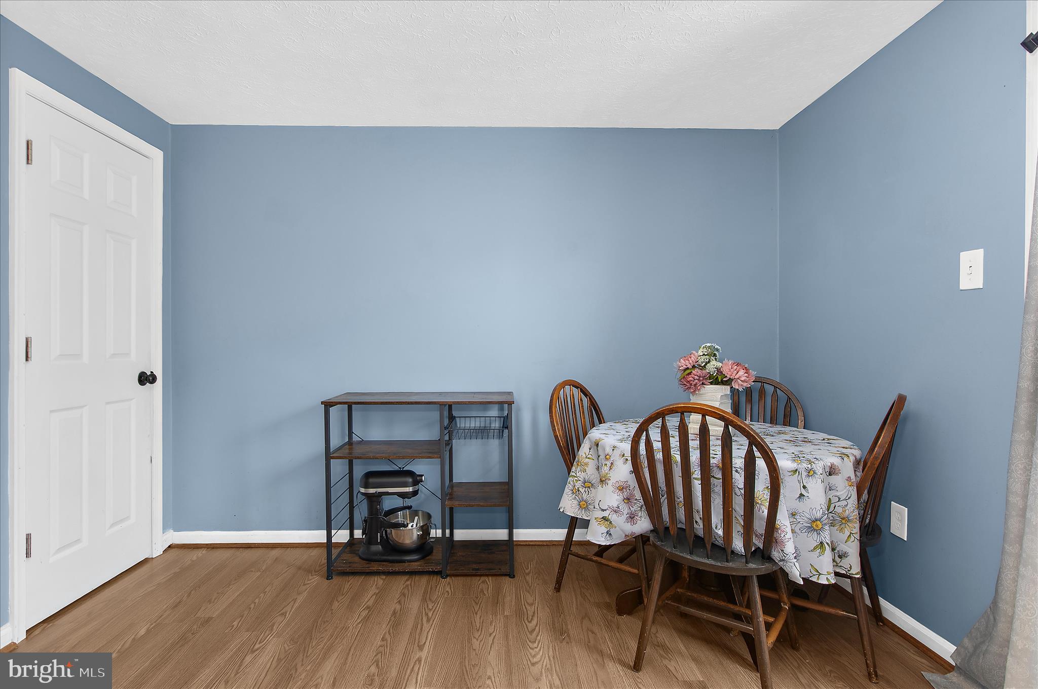 WOODBRIDGE CENTER - Residential