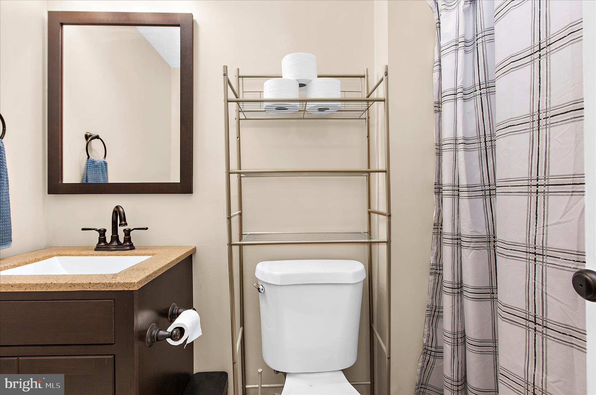 WOODBRIDGE CENTER - Residential