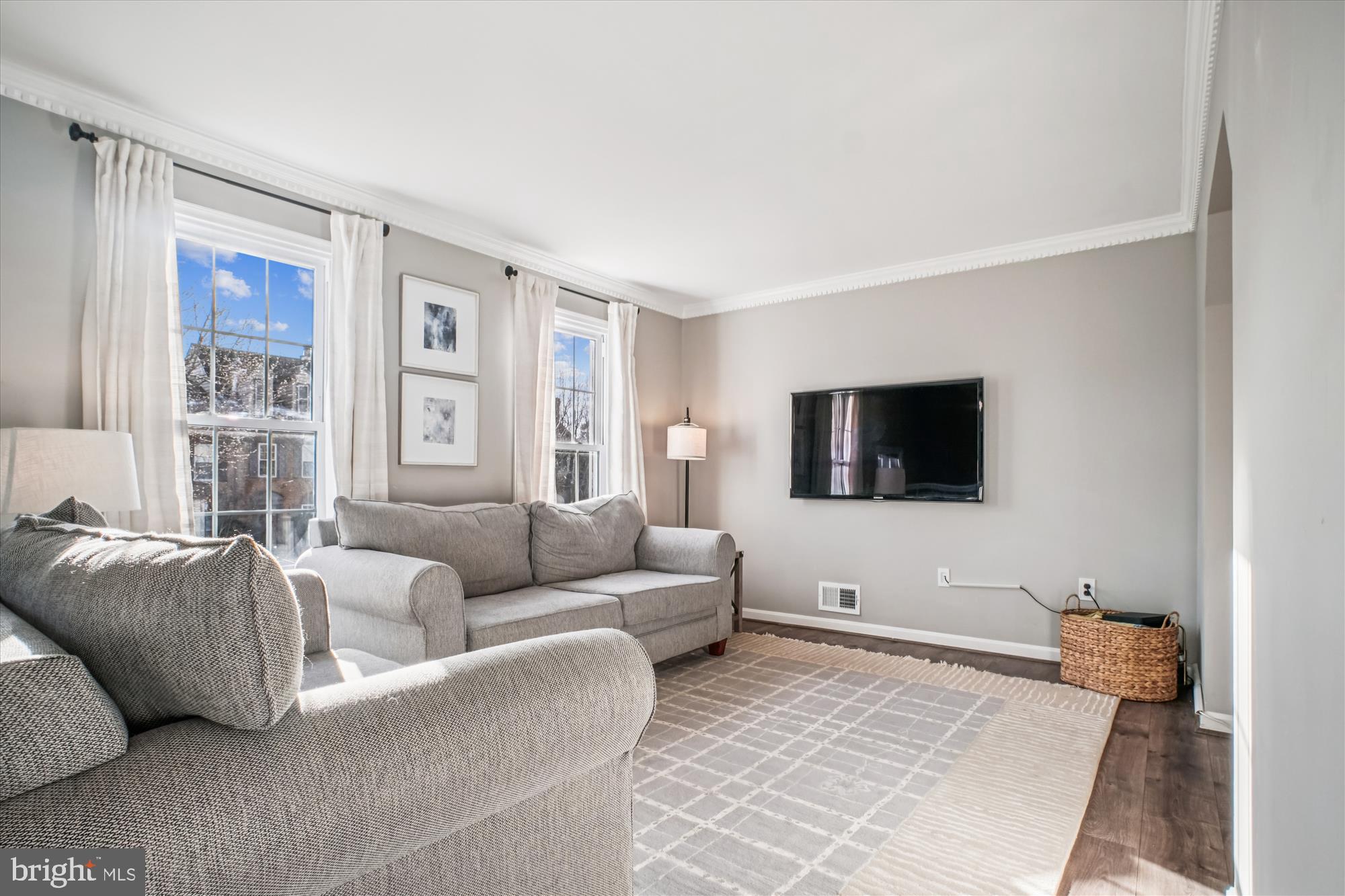 6004 BRADMORE STREET