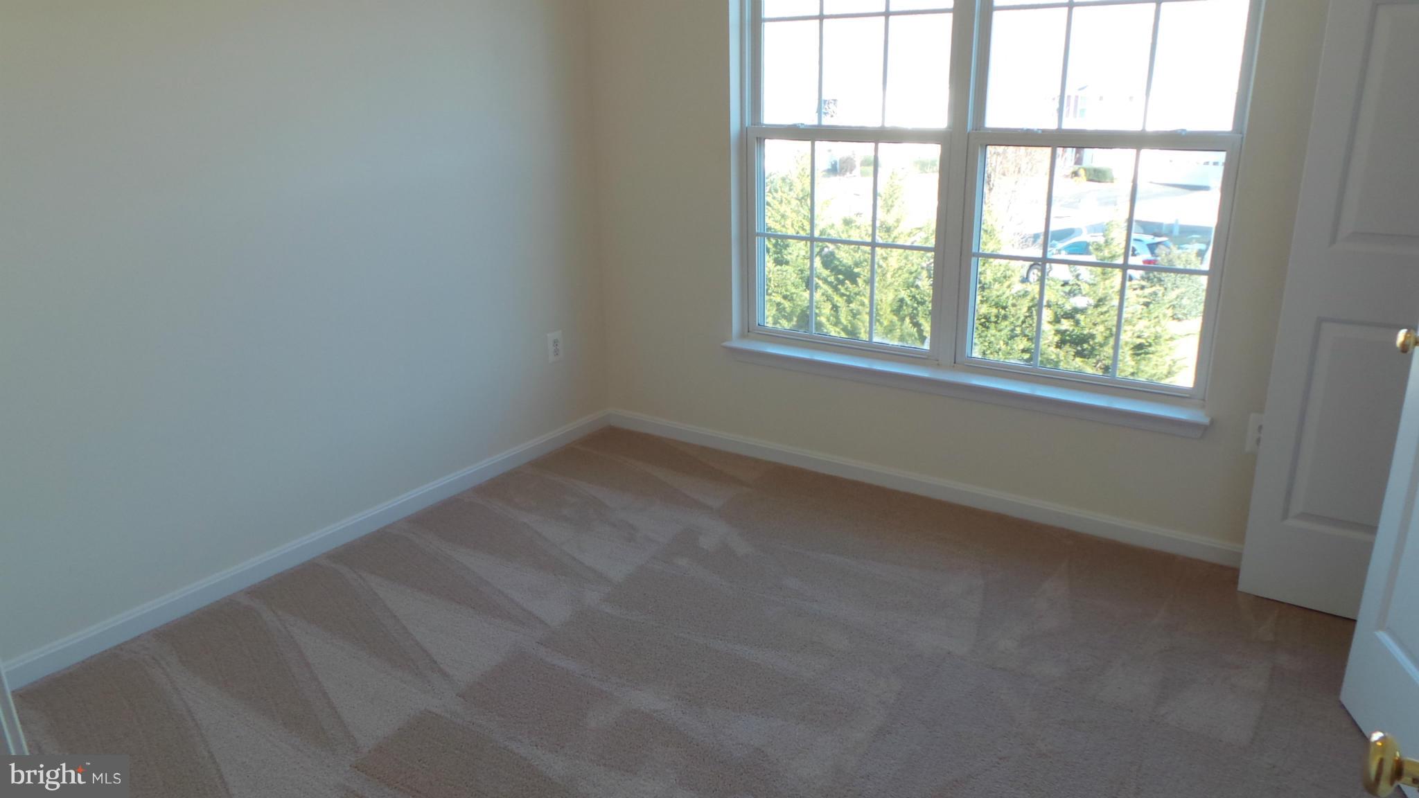 THE GLEN (SALEM FIELDS) - Residential