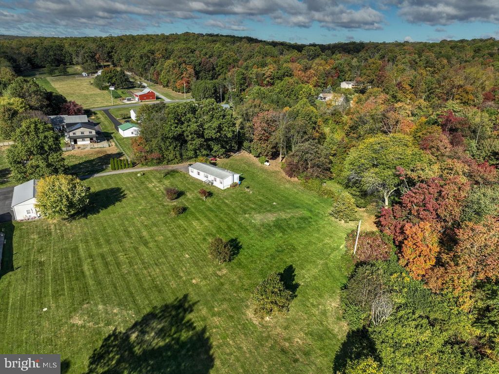 Photo of 931 Mount Zion Road, NARVON, PA 17555 (MLS # PALA2060378)