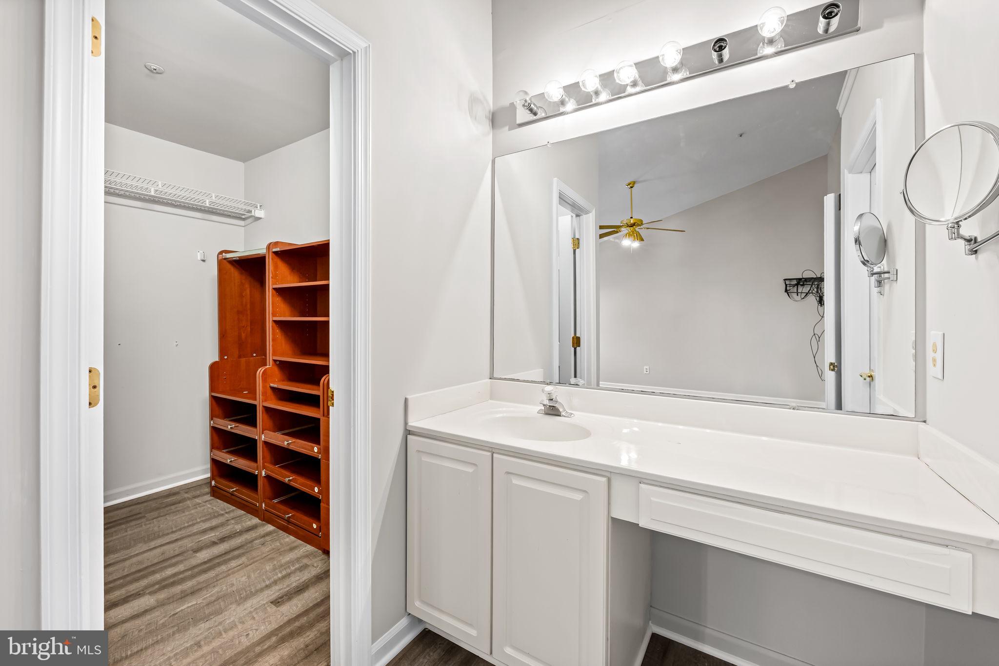 BELLE MANOR - Residential