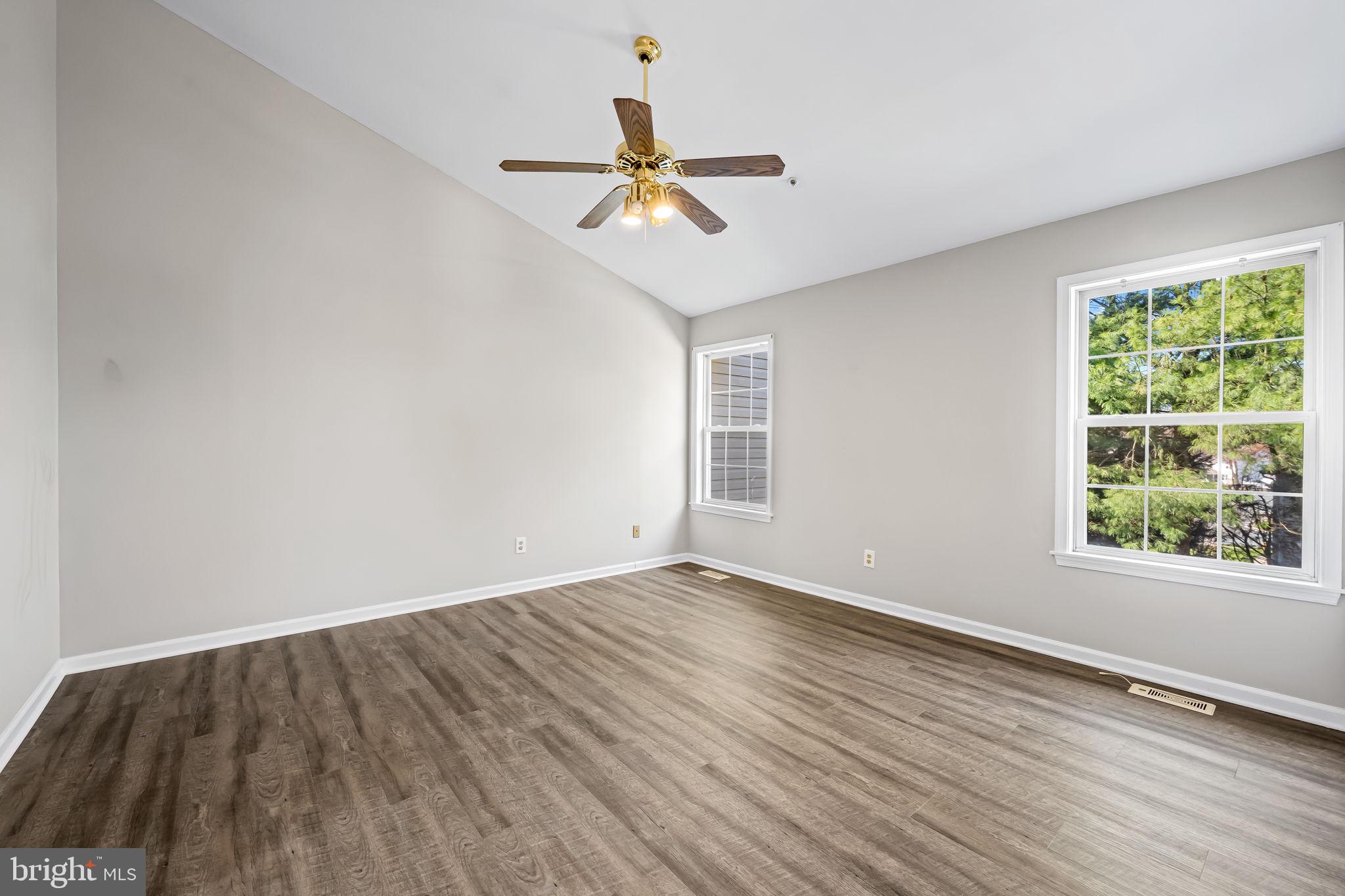 BELLE MANOR - Residential