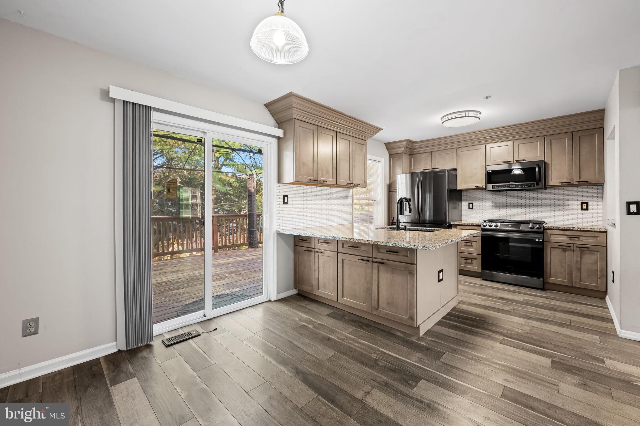 BELLE MANOR - Residential