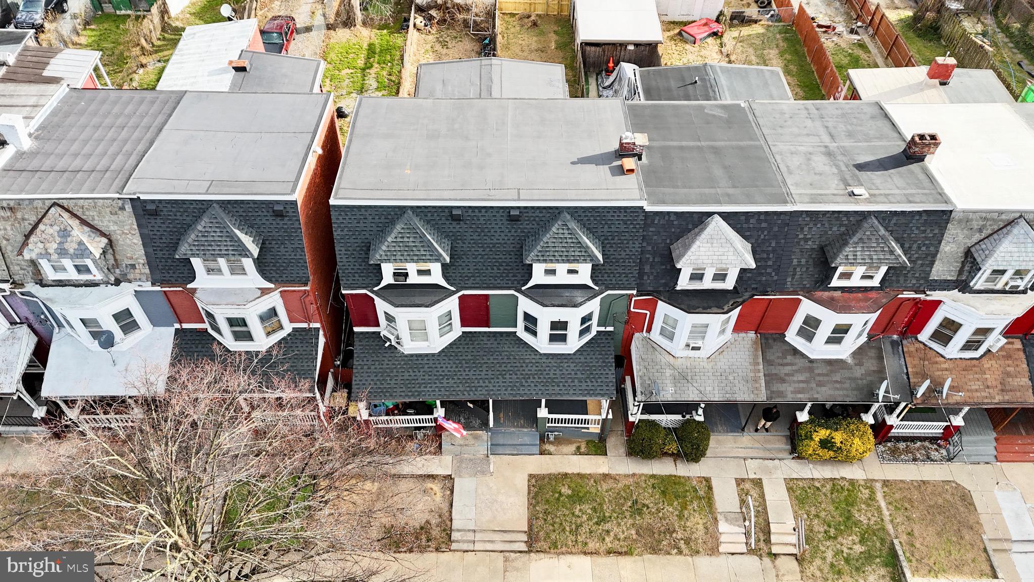 SOUTHEAST LANCASTER - Residential