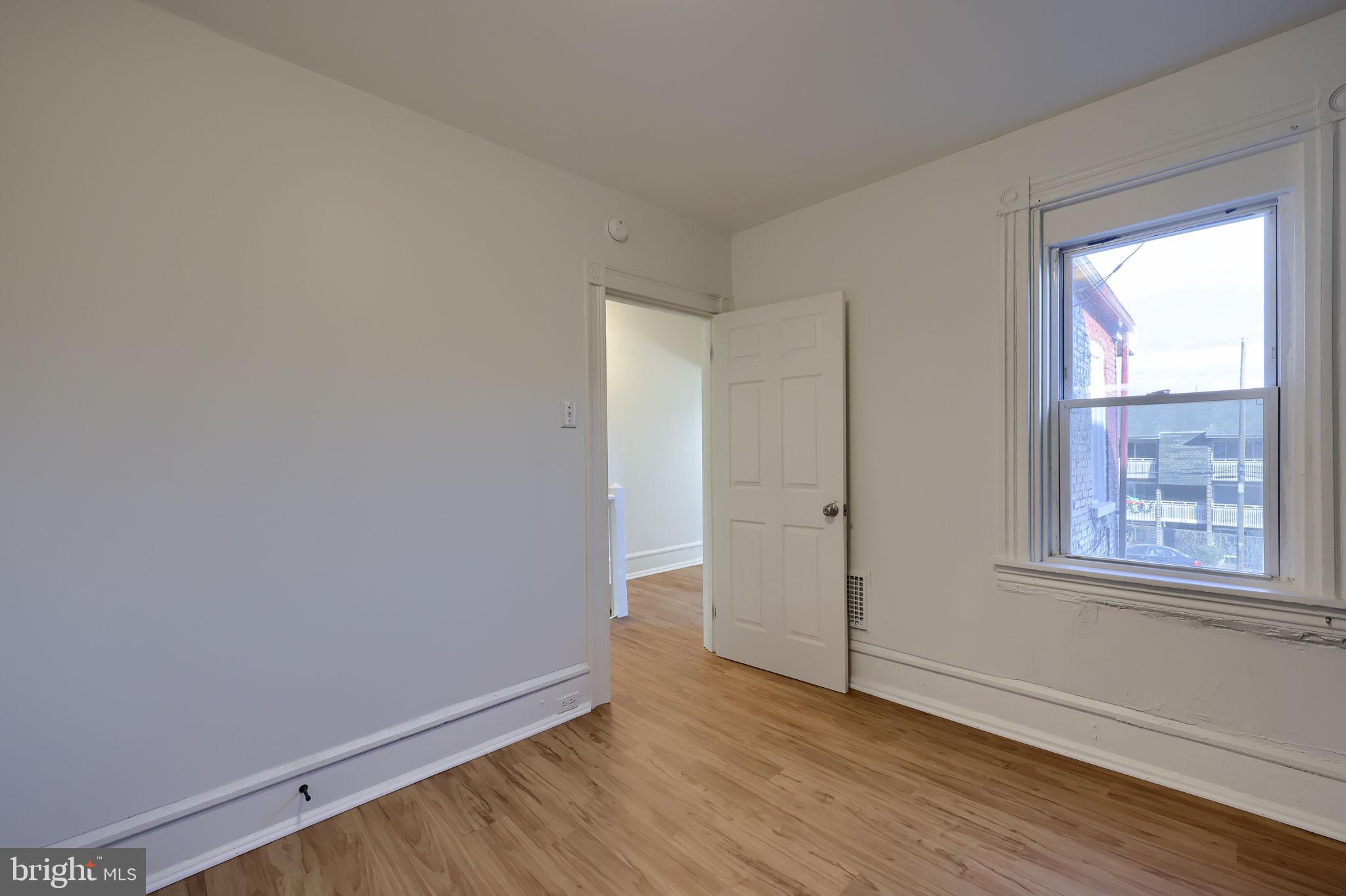 SOUTHEAST LANCASTER - Residential