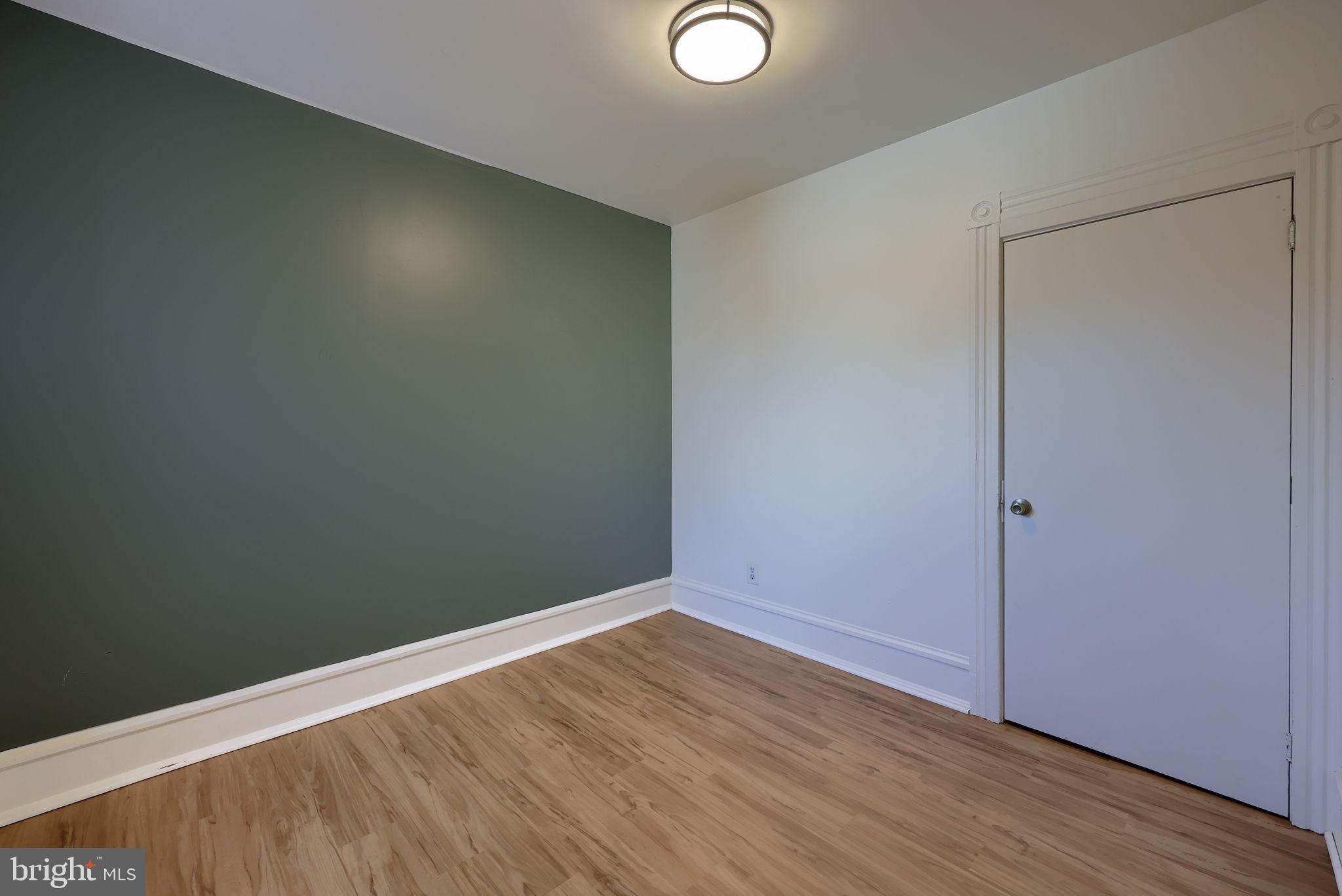 SOUTHEAST LANCASTER - Residential