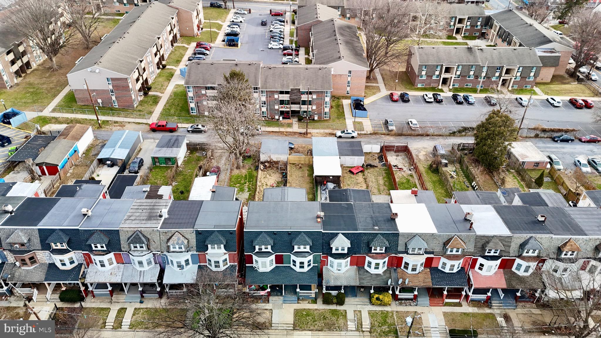 SOUTHEAST LANCASTER - Residential