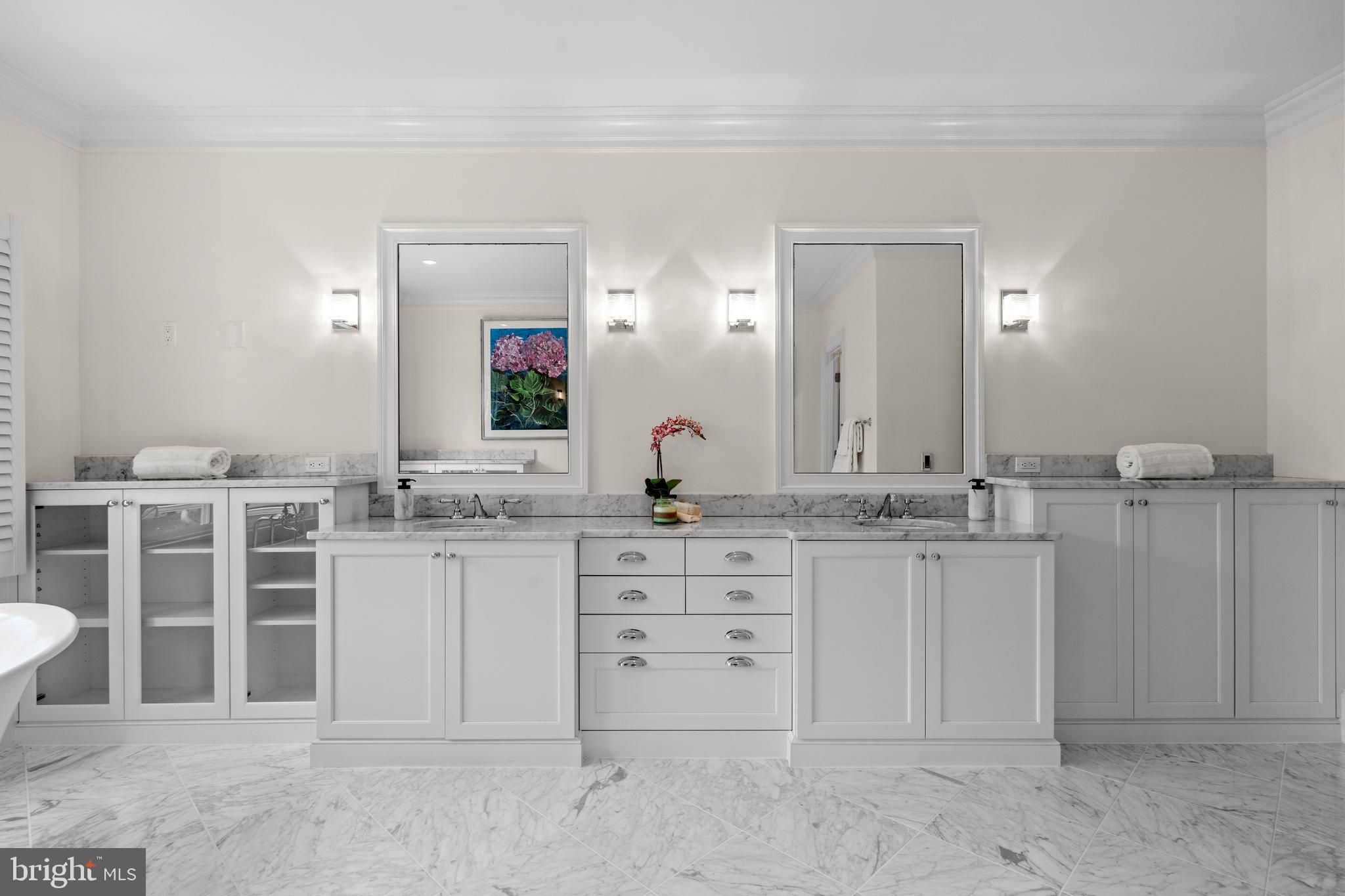 BURNING TREE - Residential