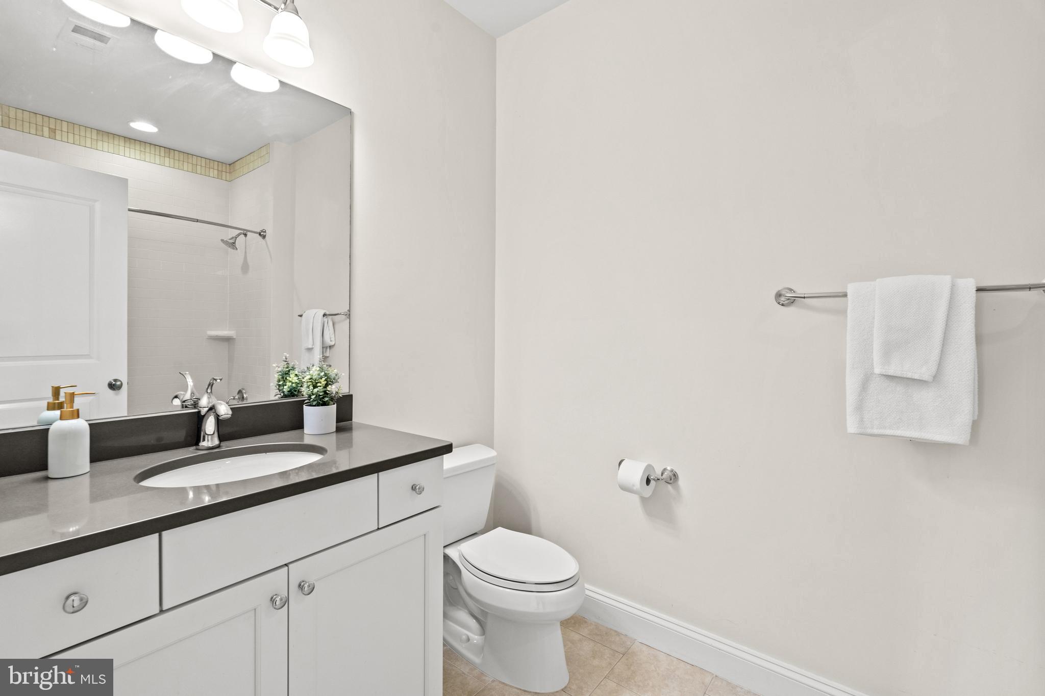 BURNING TREE - Residential