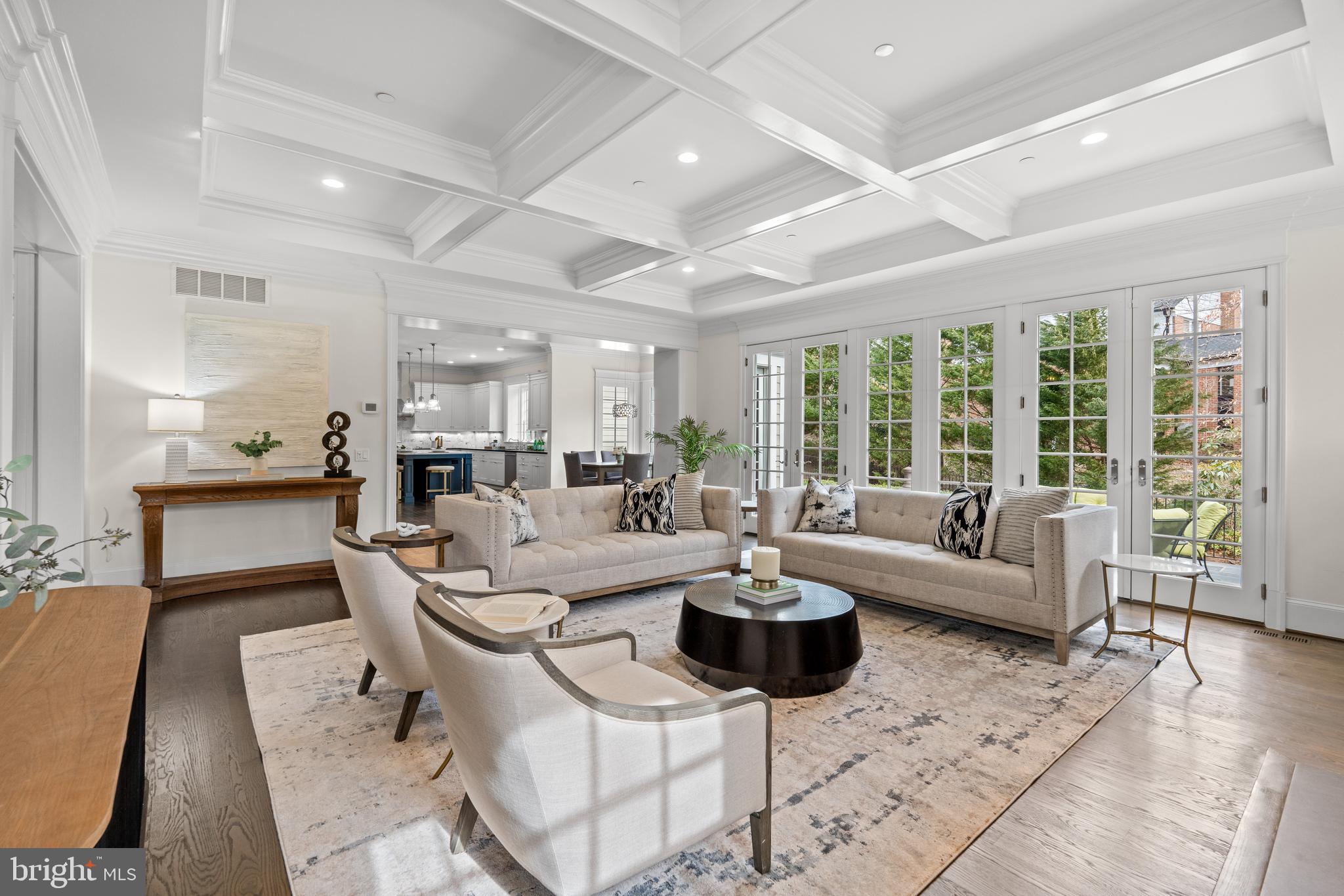 BURNING TREE - Residential