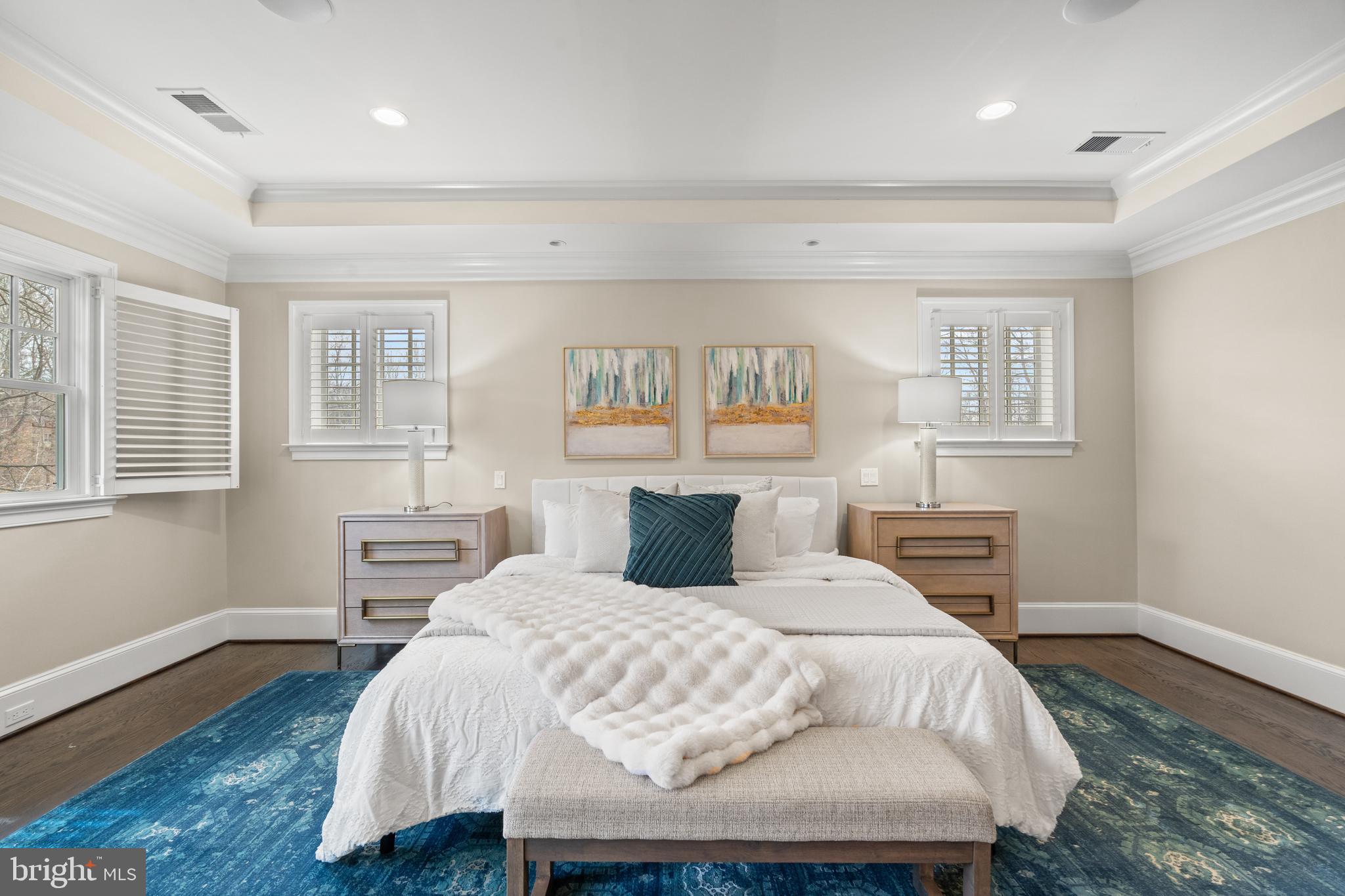 BURNING TREE - Residential