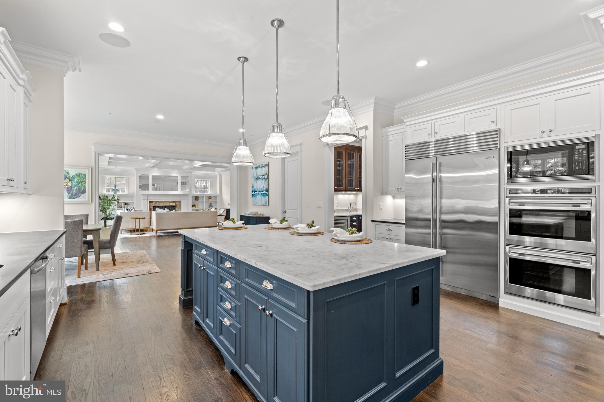 BURNING TREE - Residential