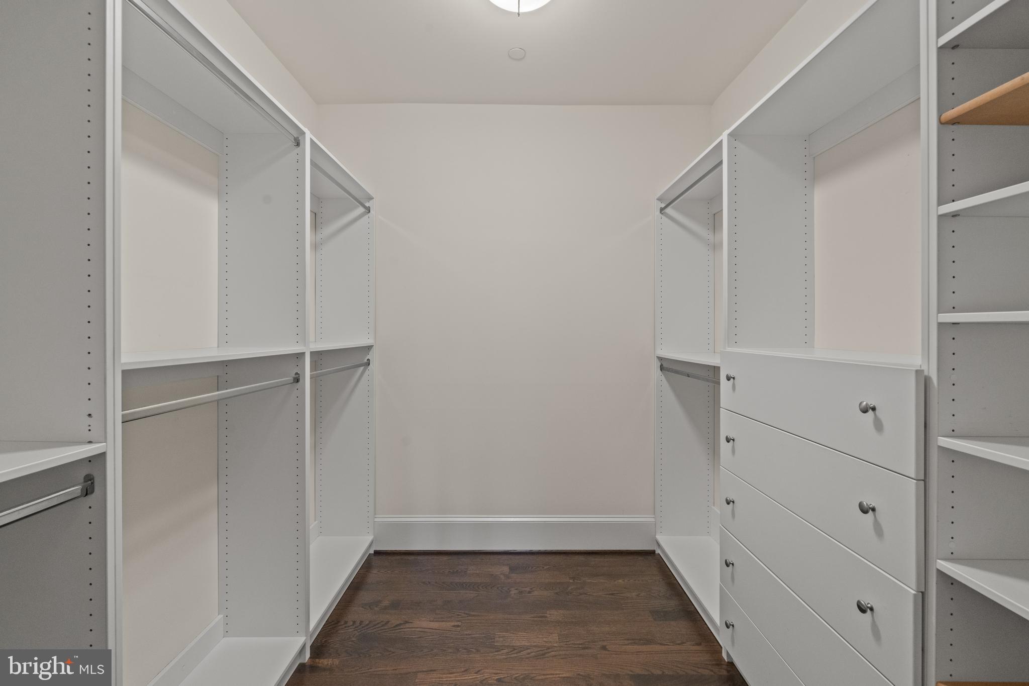 BURNING TREE - Residential