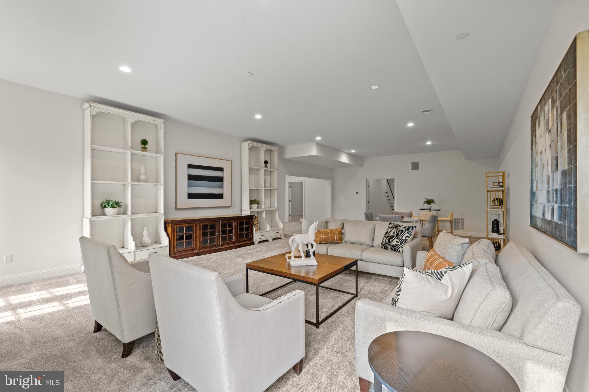 BURNING TREE - Residential