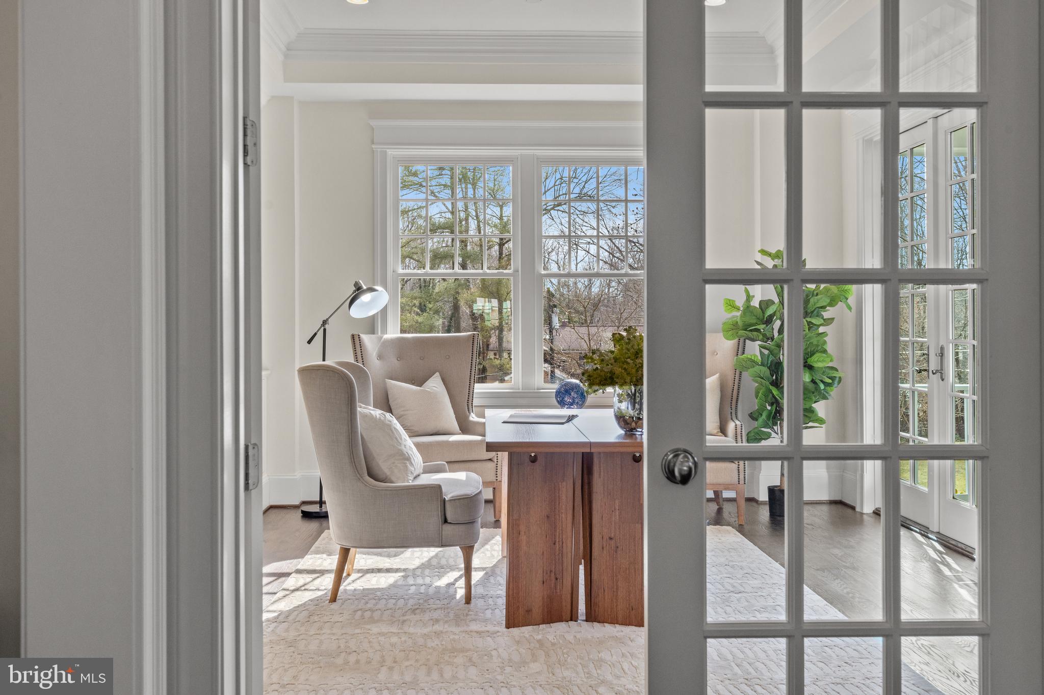 BURNING TREE - Residential