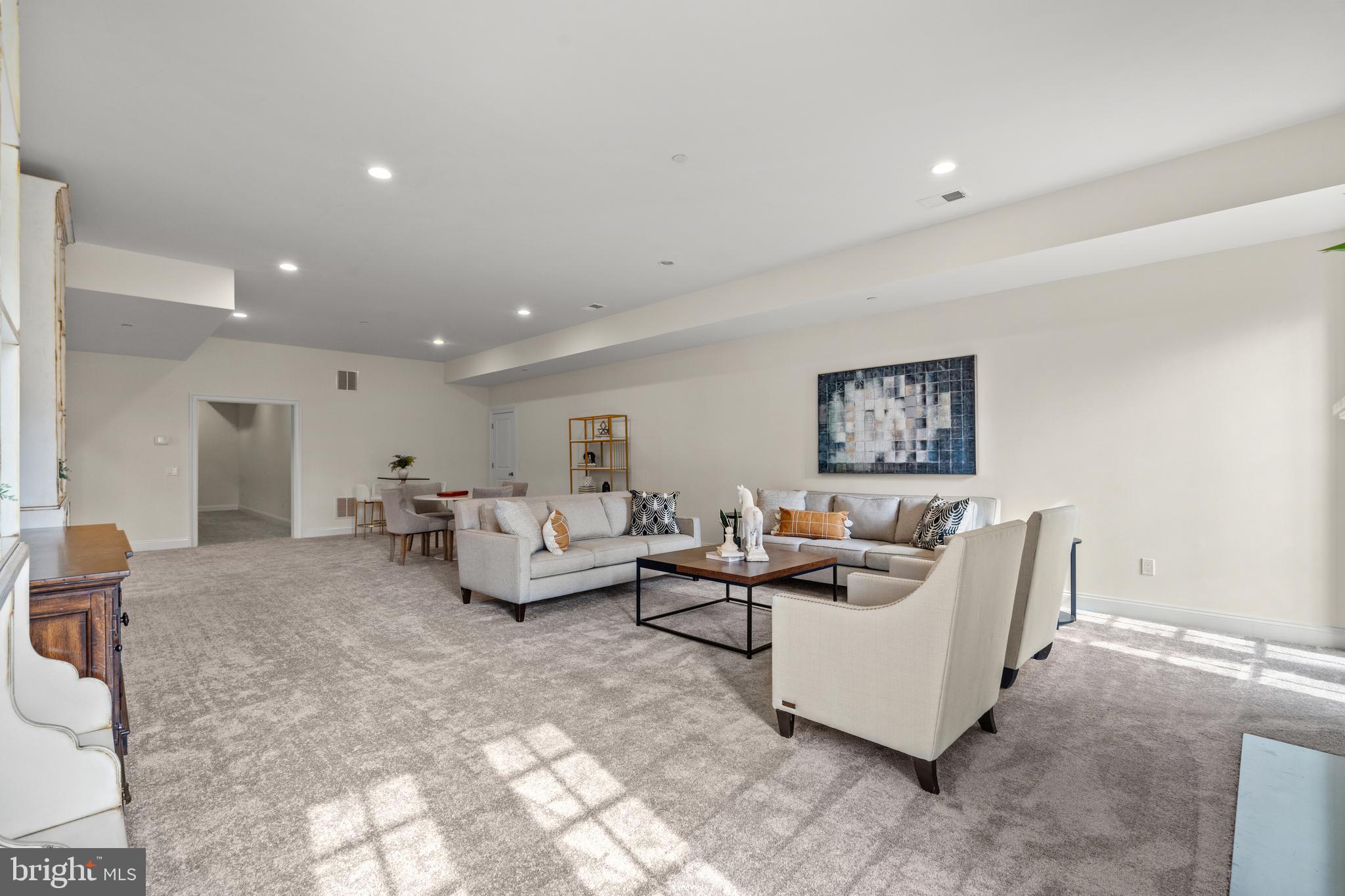 BURNING TREE - Residential