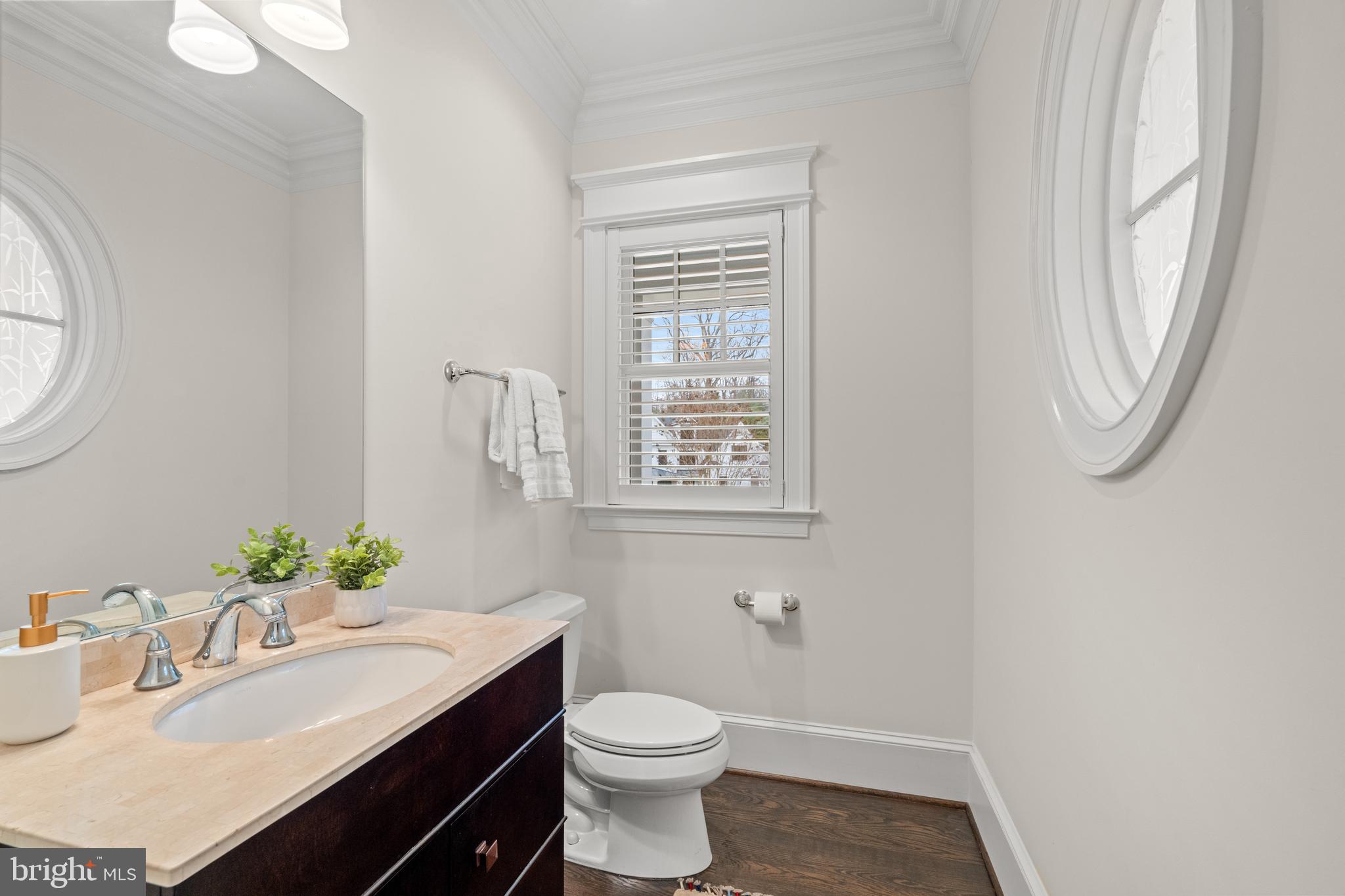 BURNING TREE - Residential