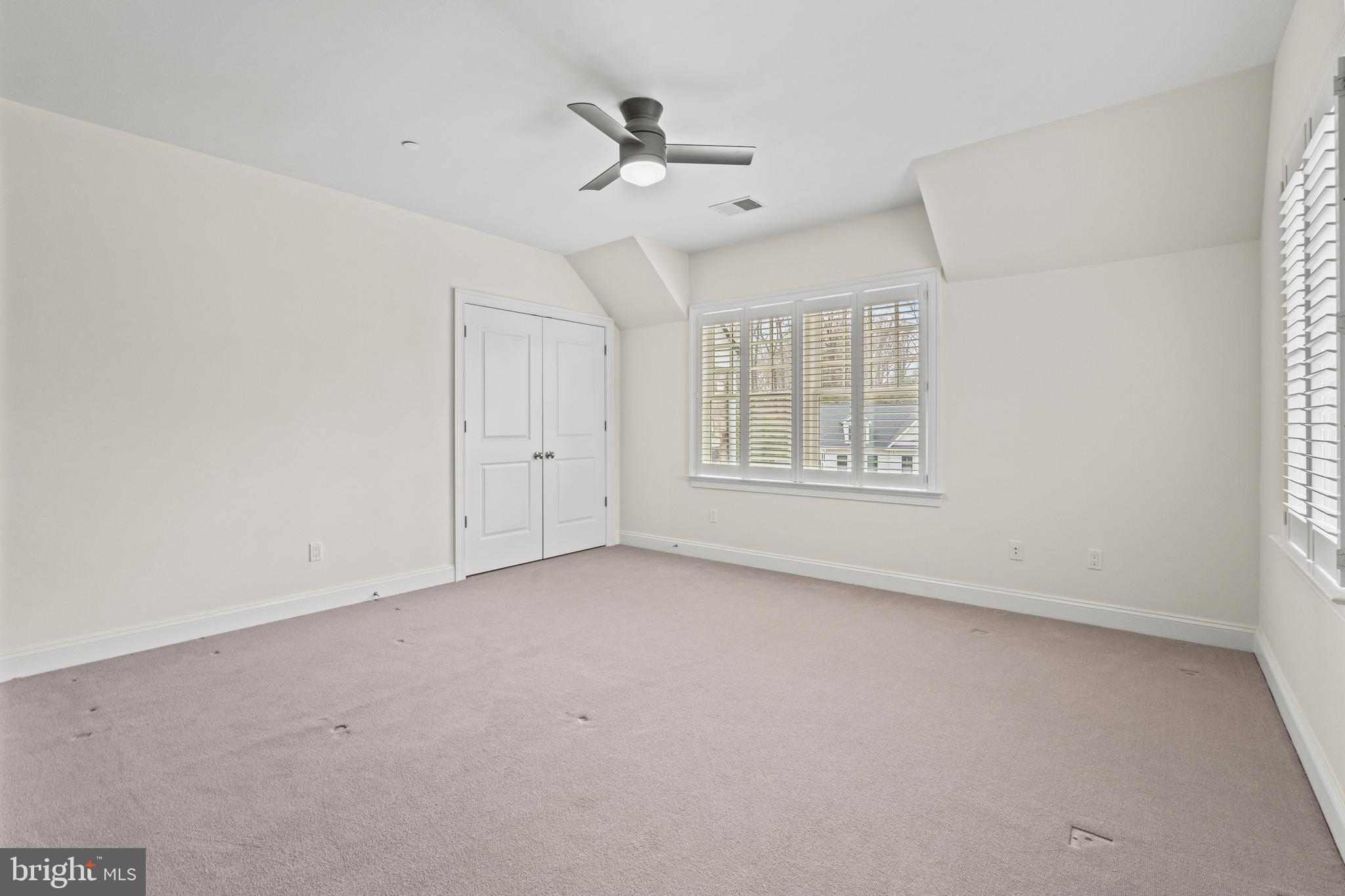 BURNING TREE - Residential