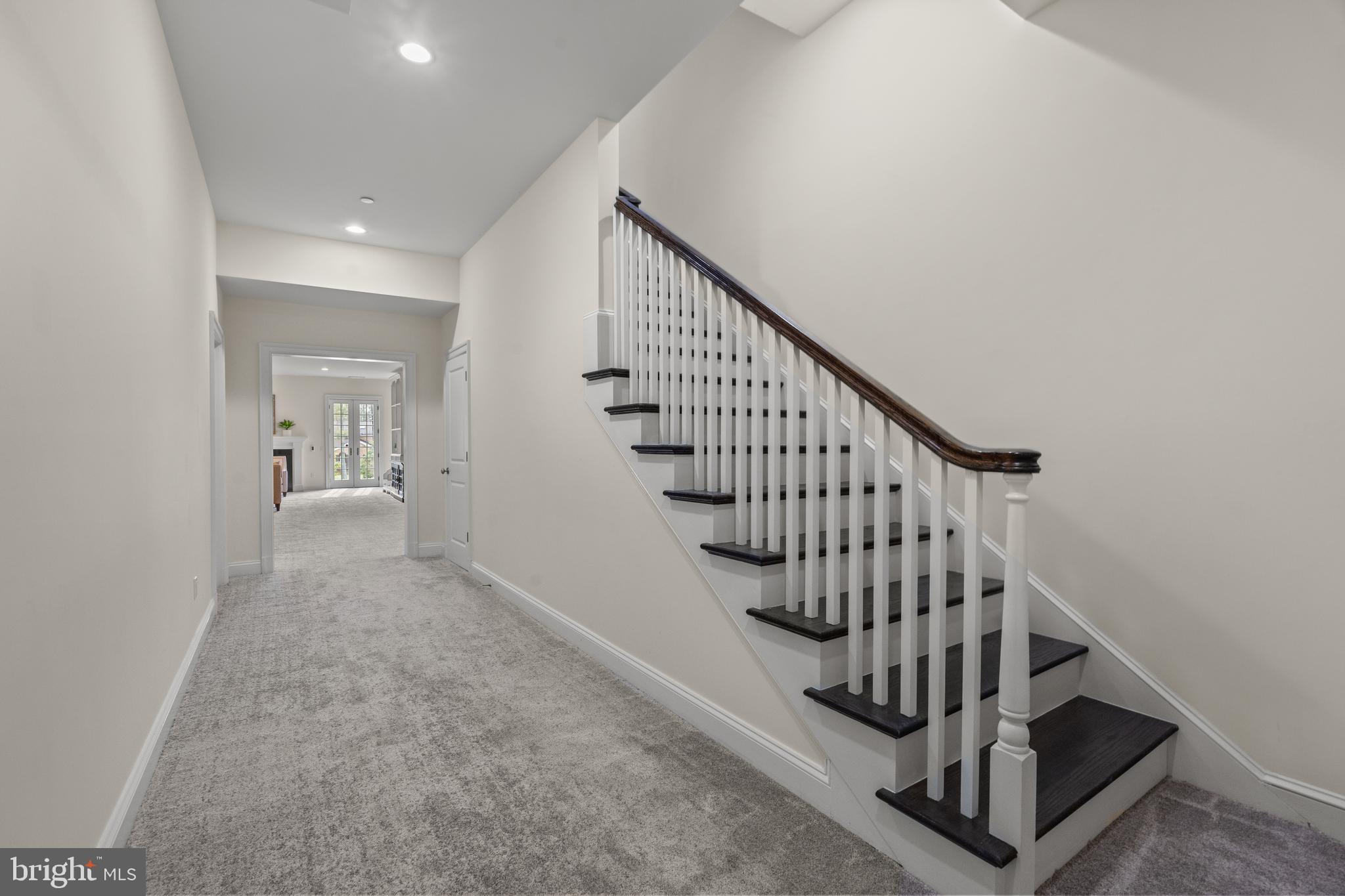 BURNING TREE - Residential